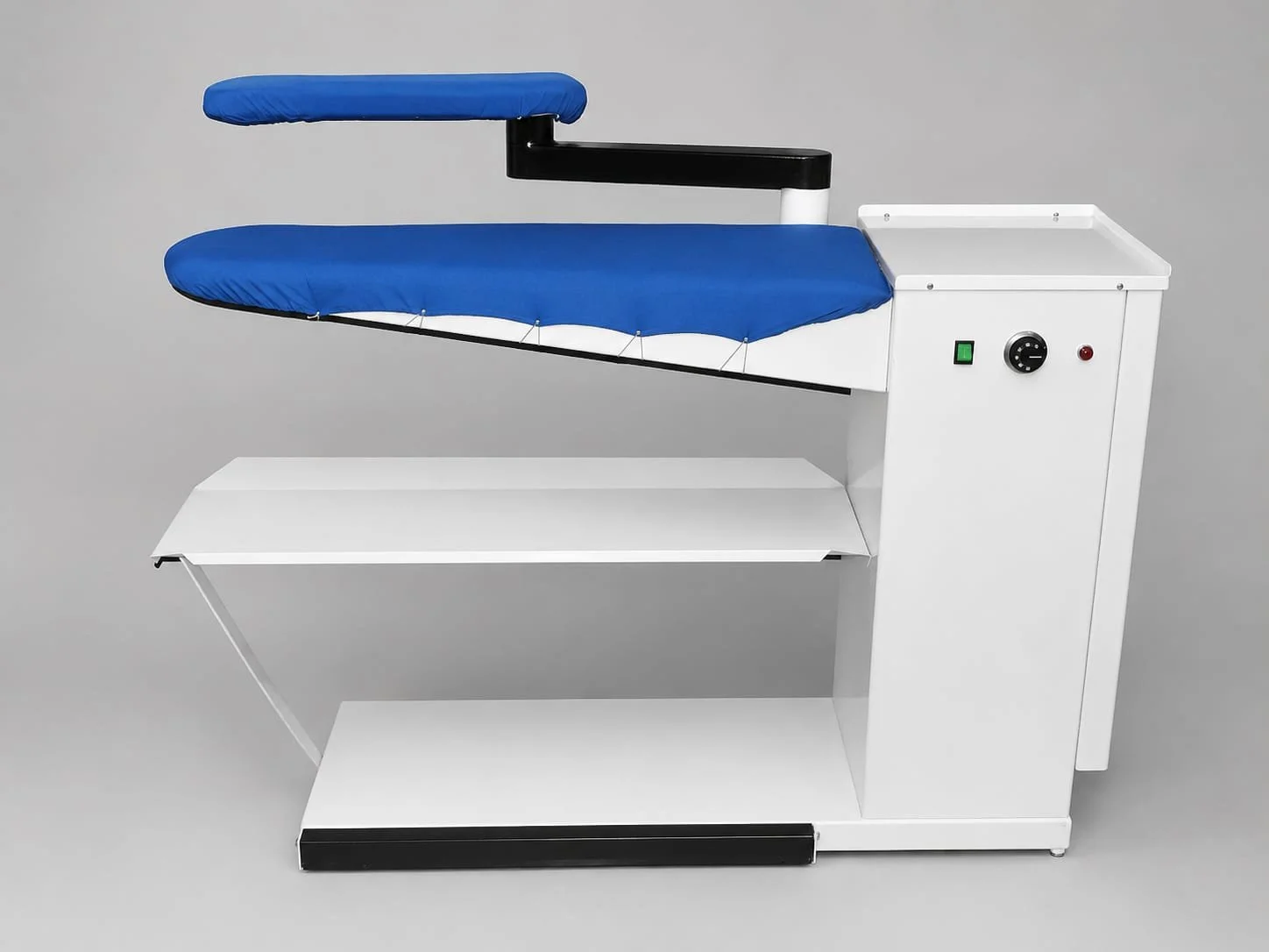 Plancha de vapor industrial, equipo para planchar industrial, plancha industrial, plancha para ropa industrial.