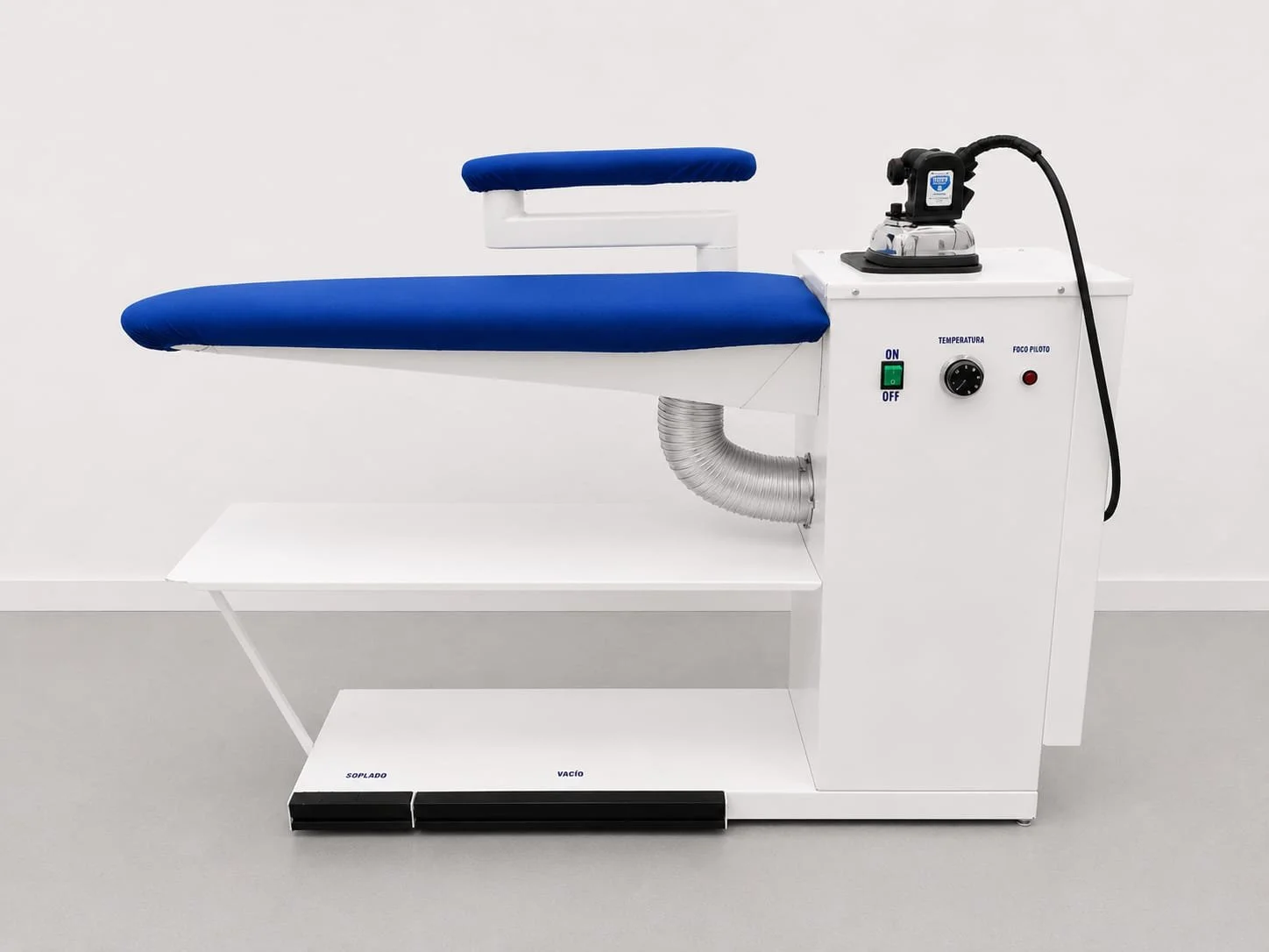 Plancha de vapor industrial, equipo para planchar industrial, plancha industrial, plancha para ropa industrial.