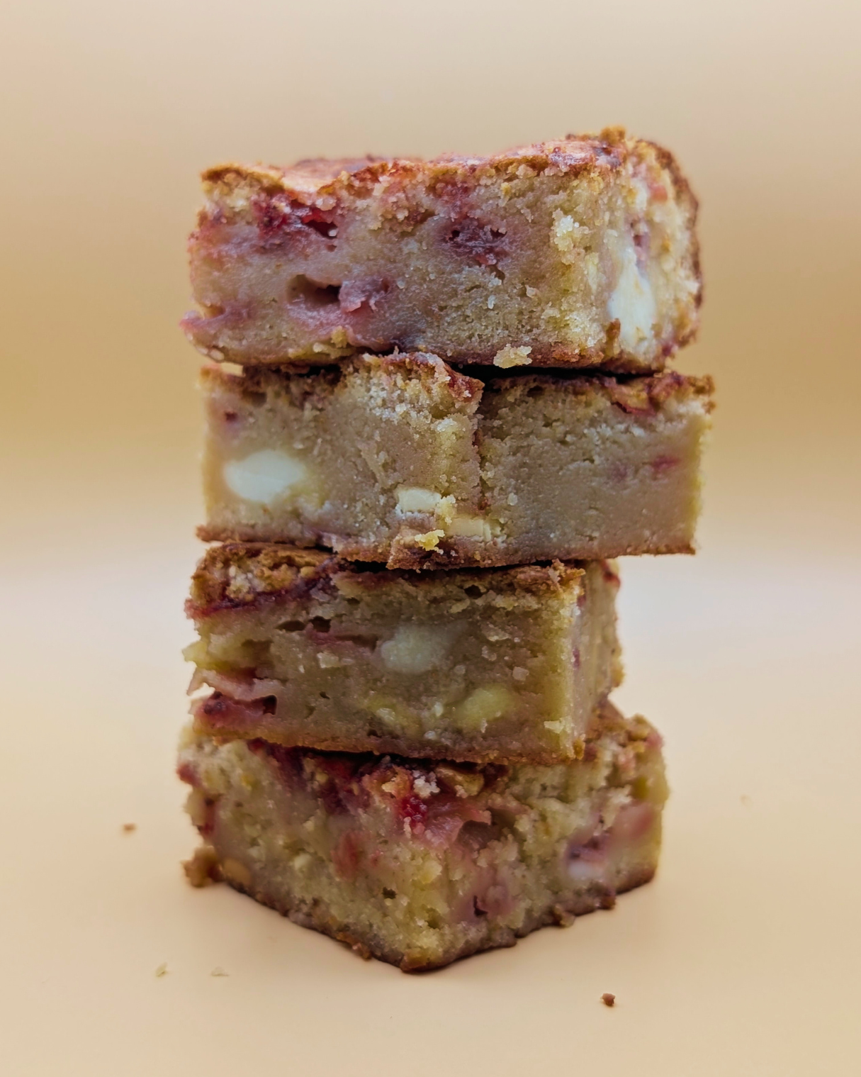 Strawberry Cheesecake Blondie