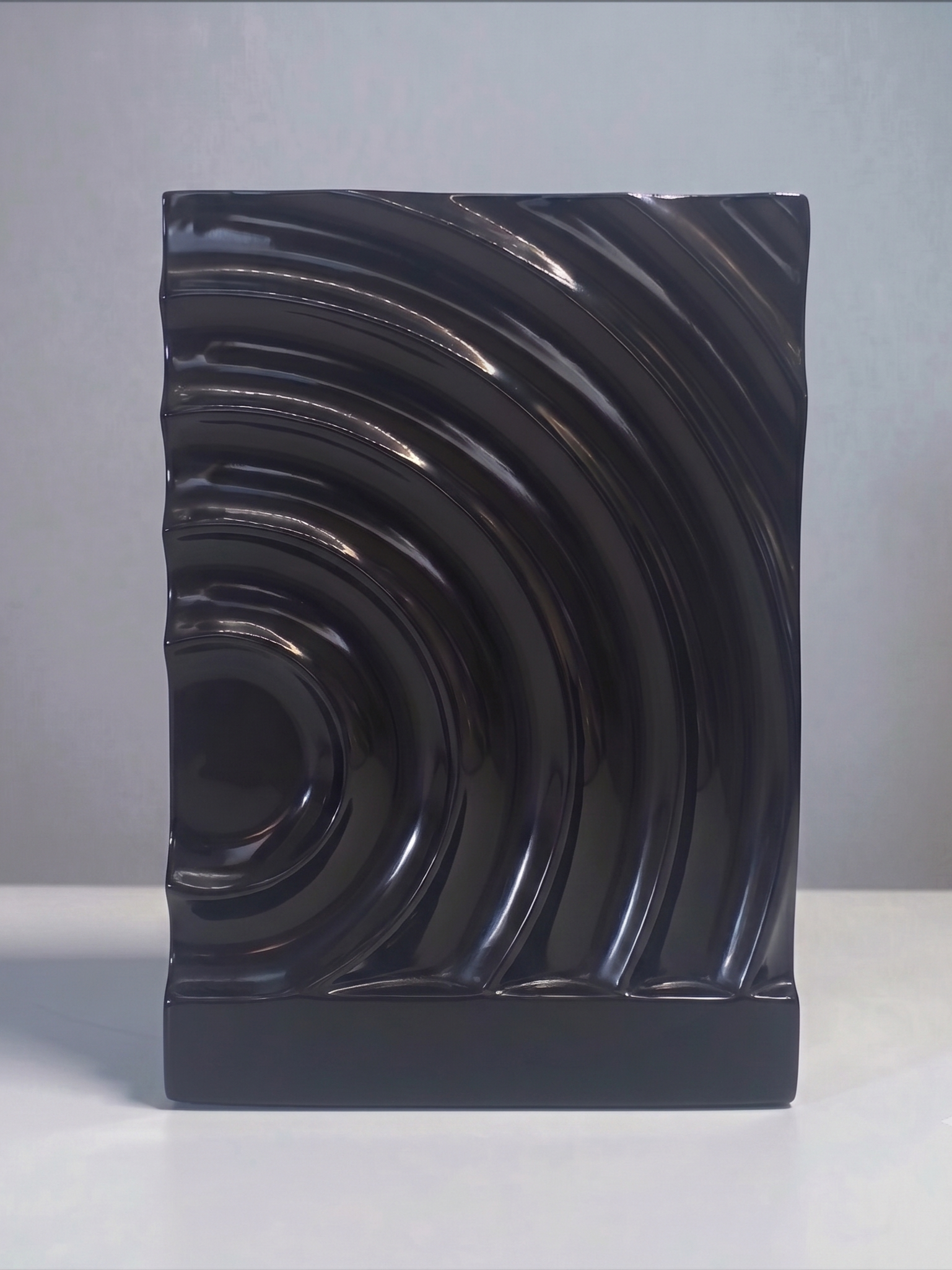 URNA ECHO MÁRMOL NEGRO