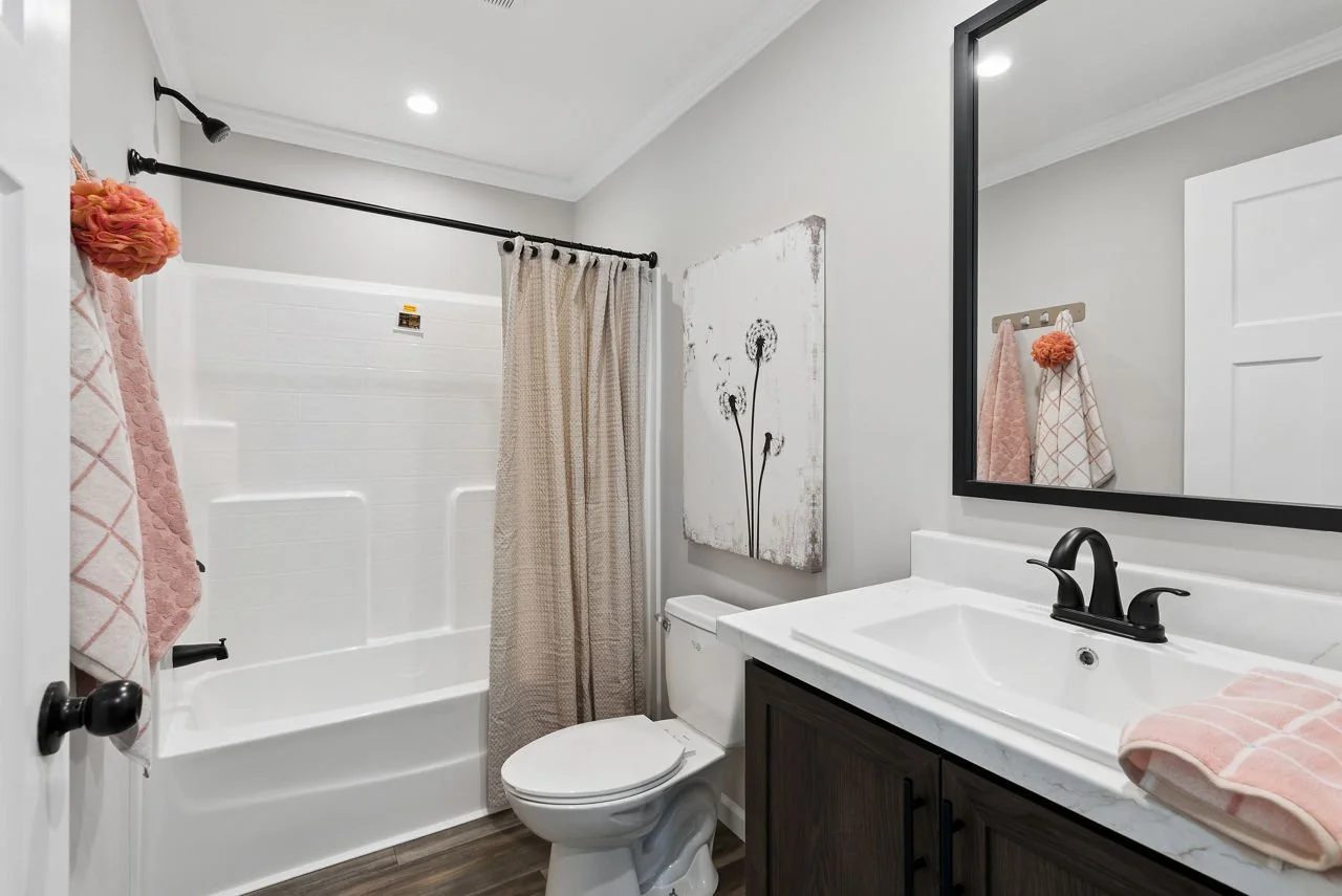 021-ascend-rosedale-bathroom2.jpg