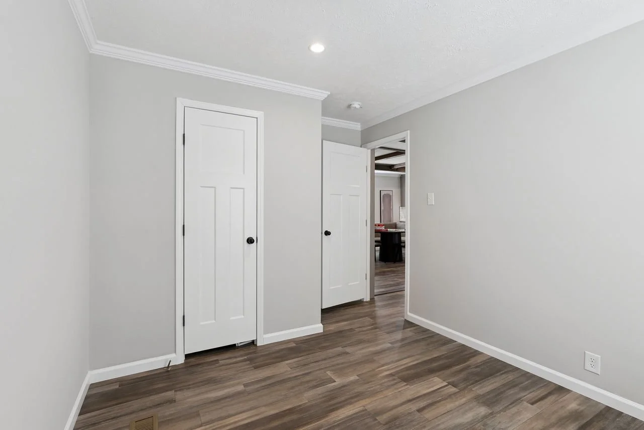 021-ascend-rosedale-bedroom2.jpg