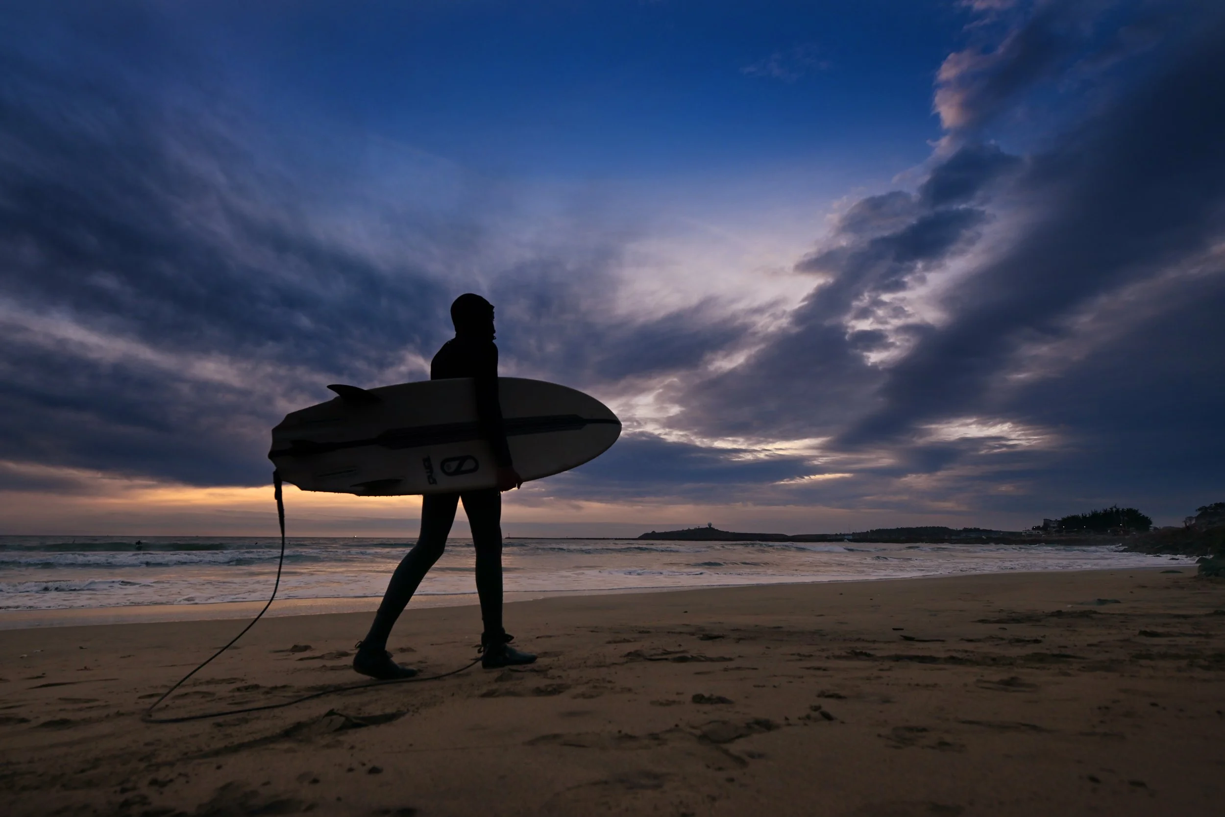 SJM-L-CLOSURF-0119-01.JPG