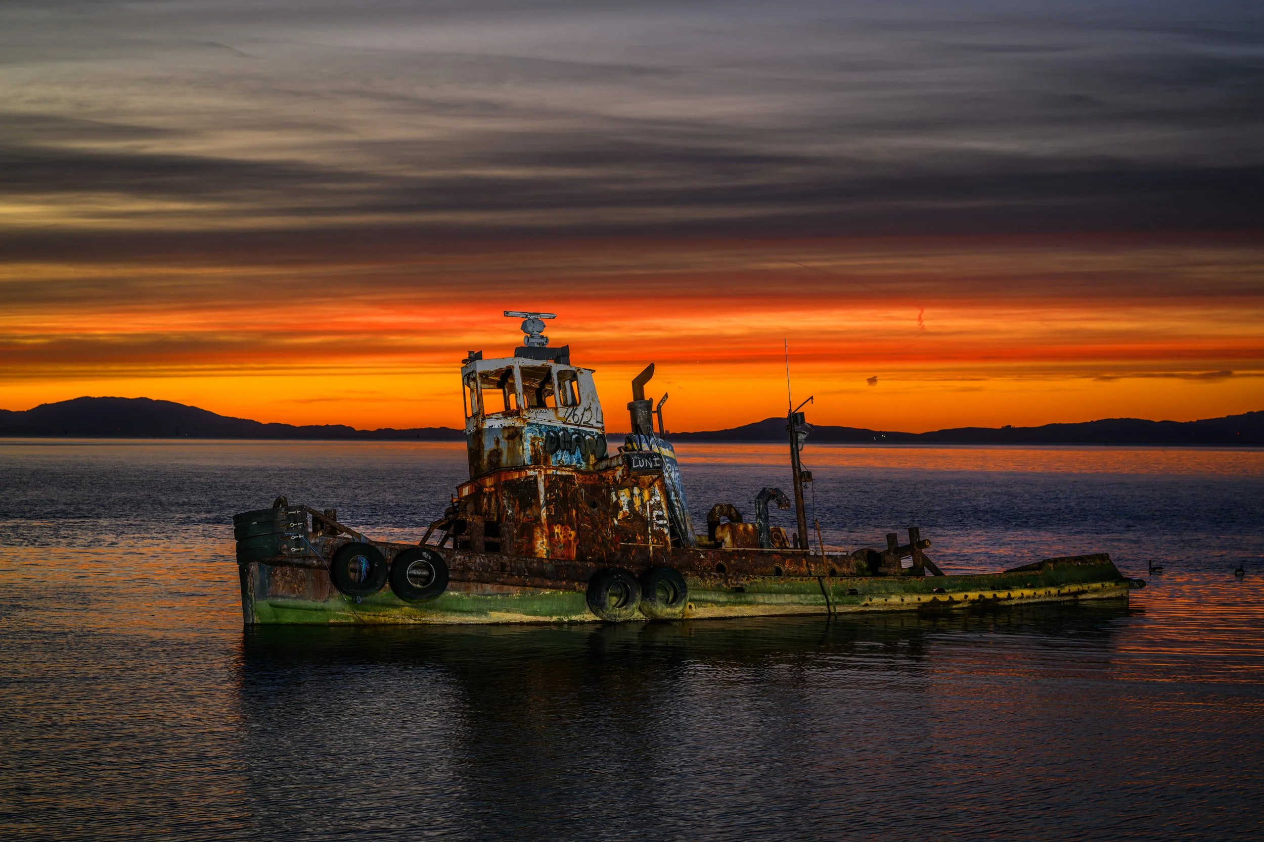 EBT-L-CLOBOAT-0326-01.jpg