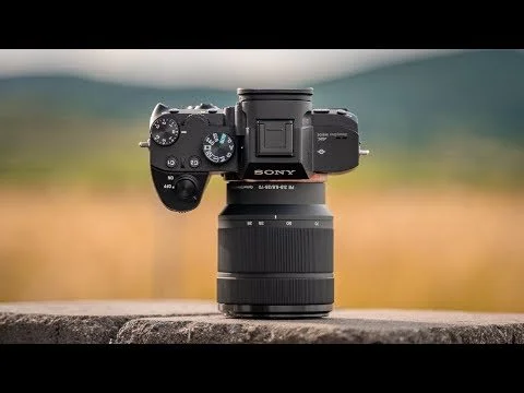 Sony - Alpha a7 III Mirrorless [Video] Camera with FE 28-70 mm F3.5-5.6 OSS Lens - Black