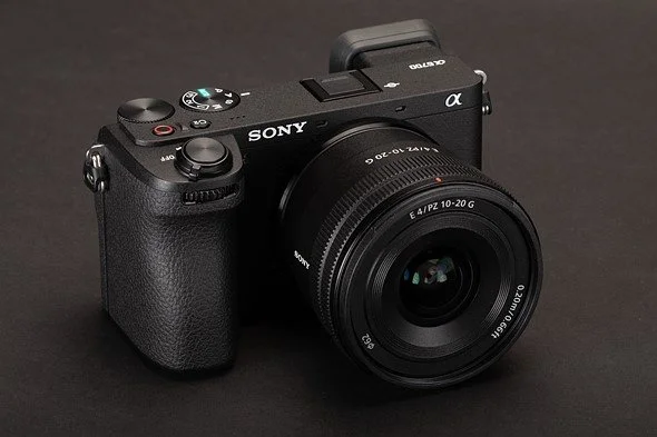 Sony - Alpha 6700 - APS-C Mirrorless Camera with PZ 16-50 mm Lens - Black