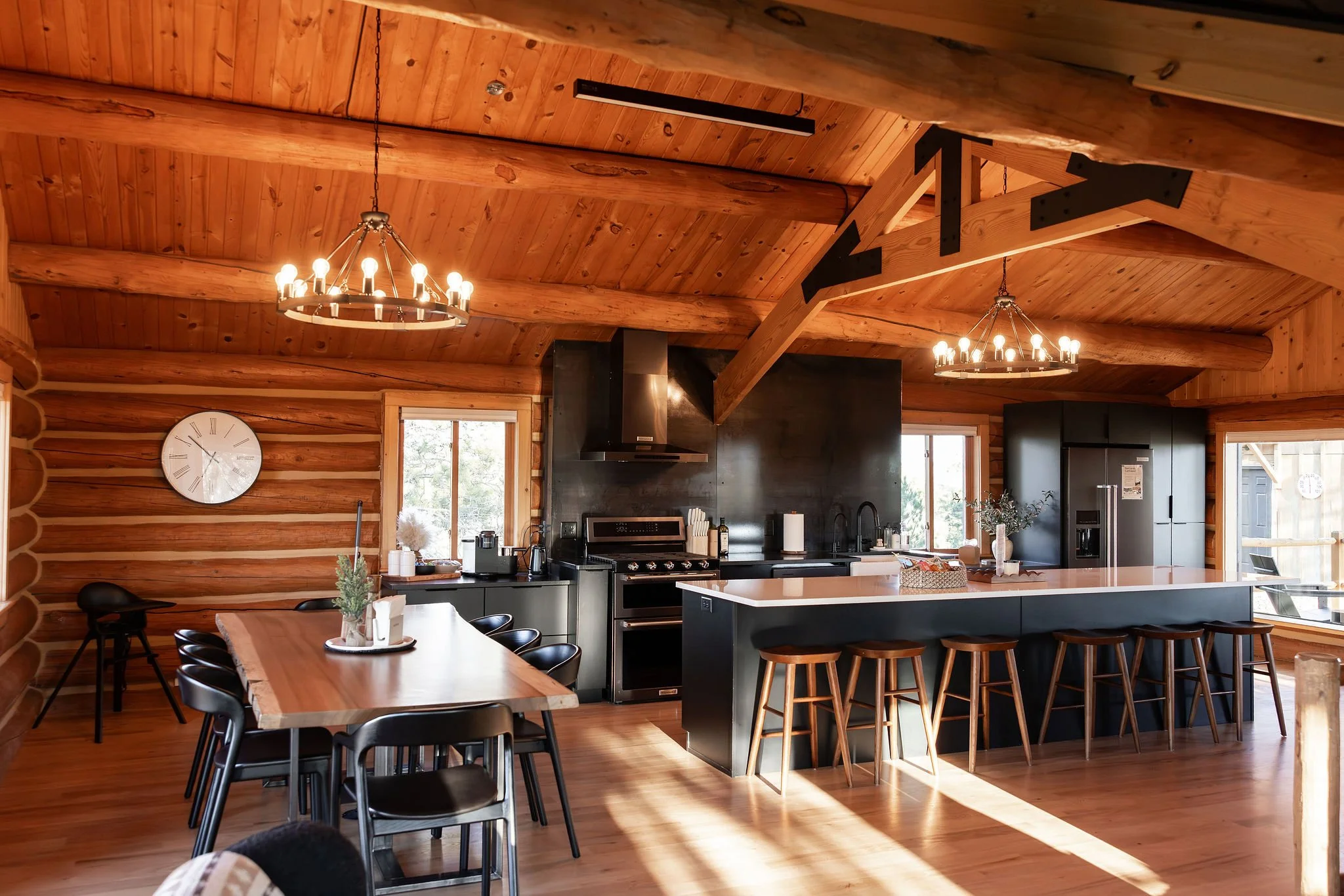 MercyPhotography-CanyonHideout - Kitchen and Dining -161.JPG