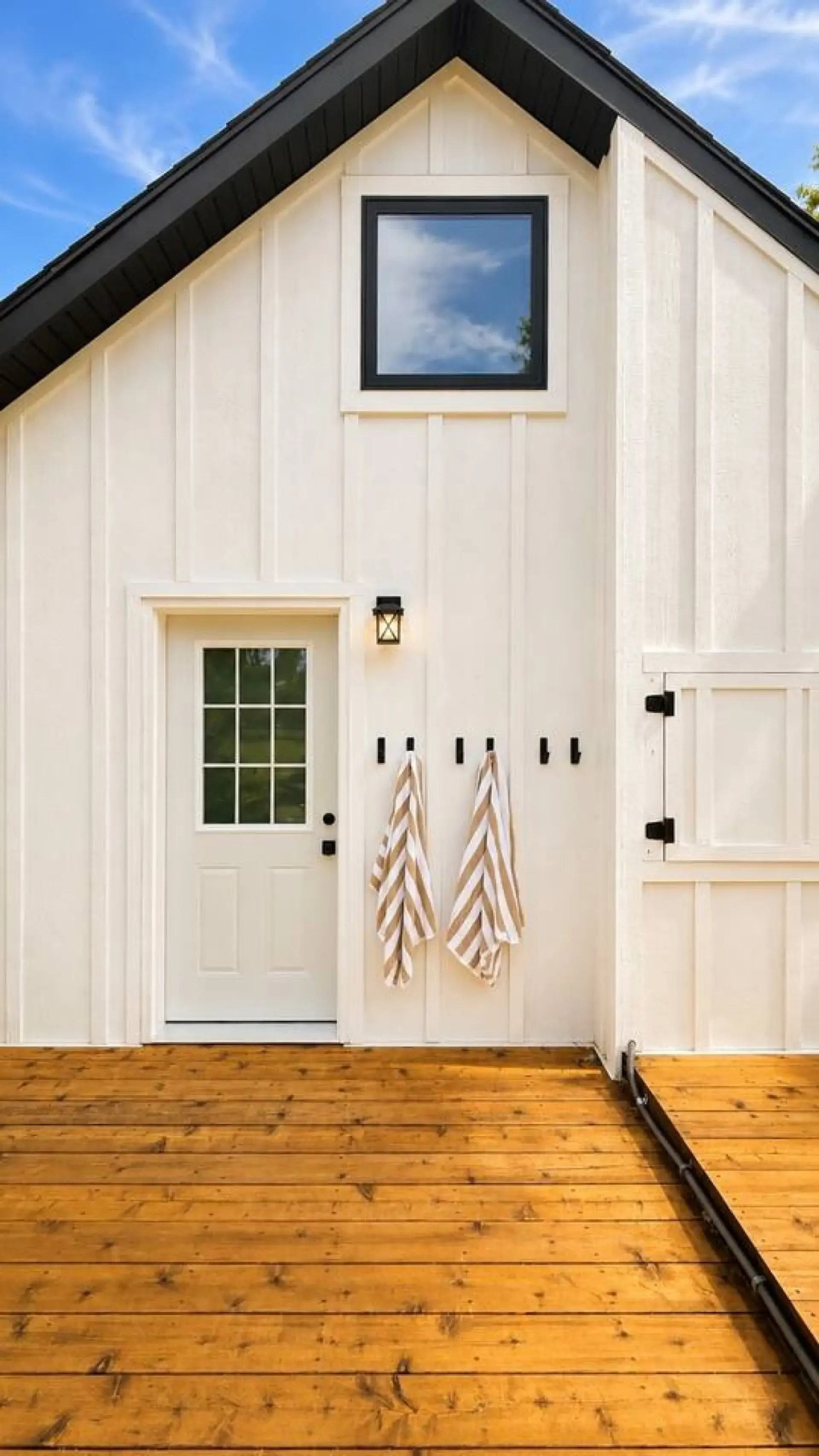 Tongue River Cottage 18.webp