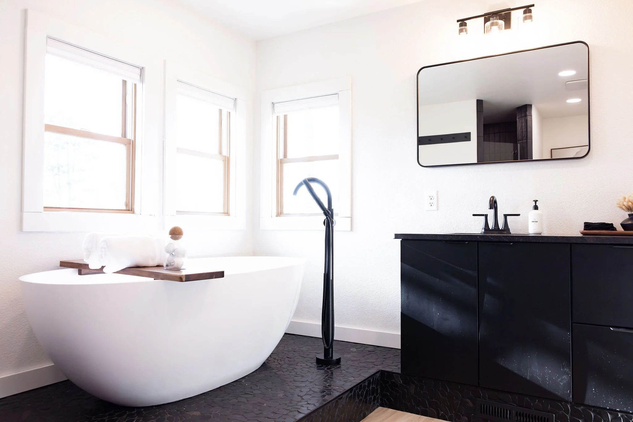 MercyPhotography-CanyonHideout Soaking Spa Tub-120.JPG