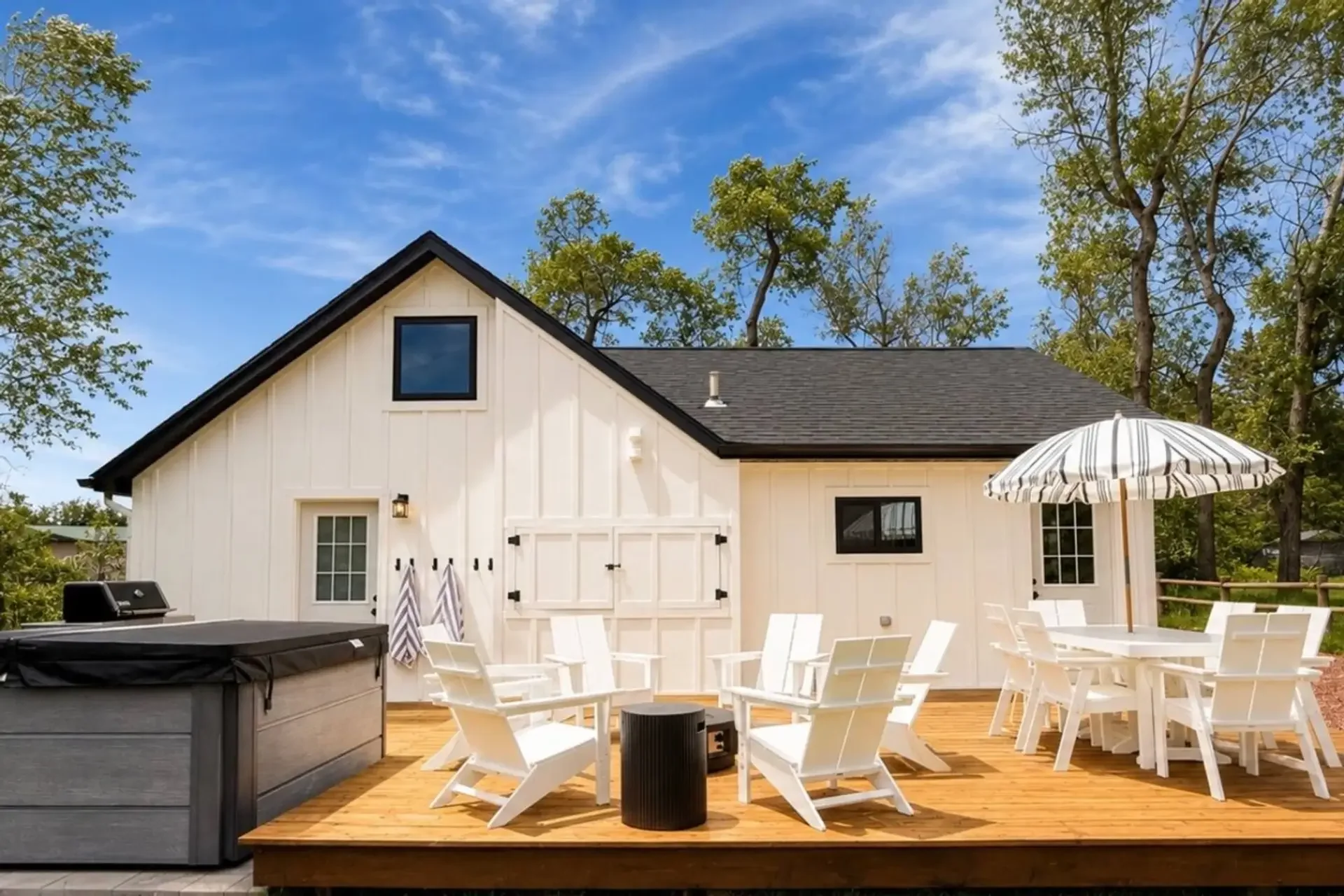 Tongue River Cottage 1.webp