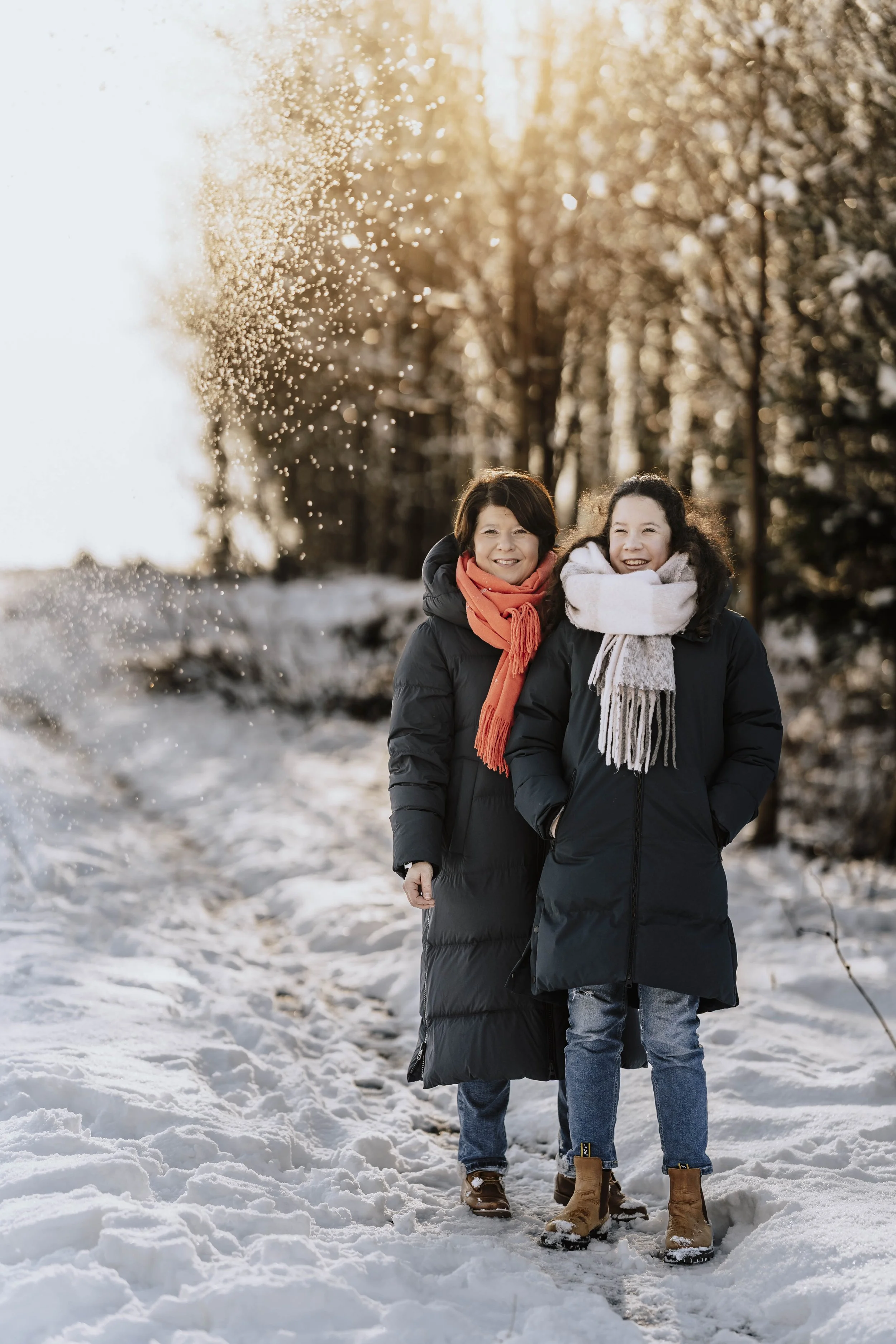 Details beim Familienshooting – Hände, Blicke, kleine Momente