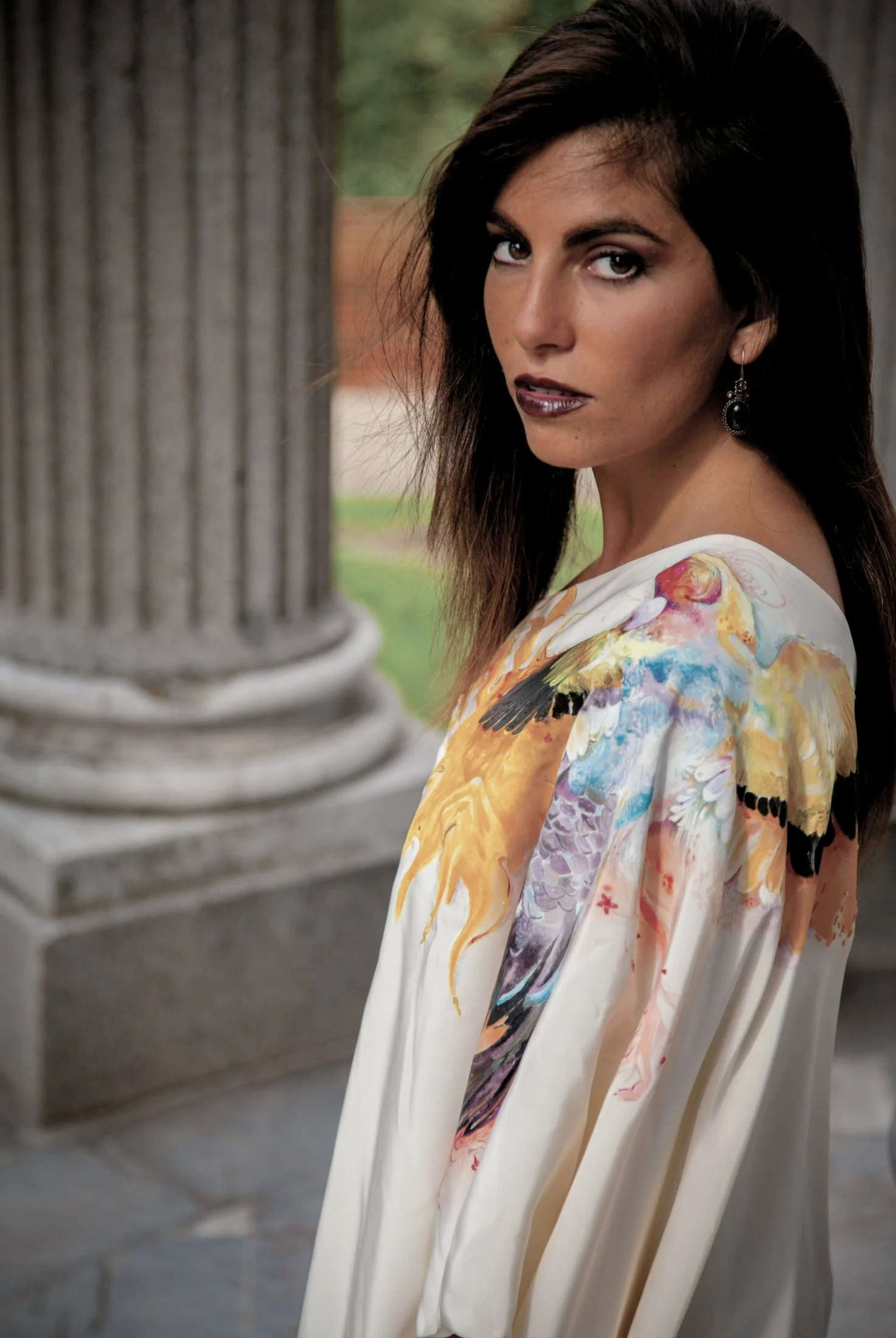 Zara Saberi — Fashion artwork from the Moda Persa collection combining textile design and Persian-inspired painting, created and photographed in Madrid, Spain.