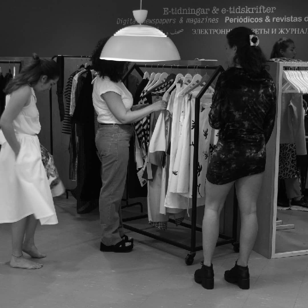 Zara Saberi exploring the connection between art, fashion, and design.