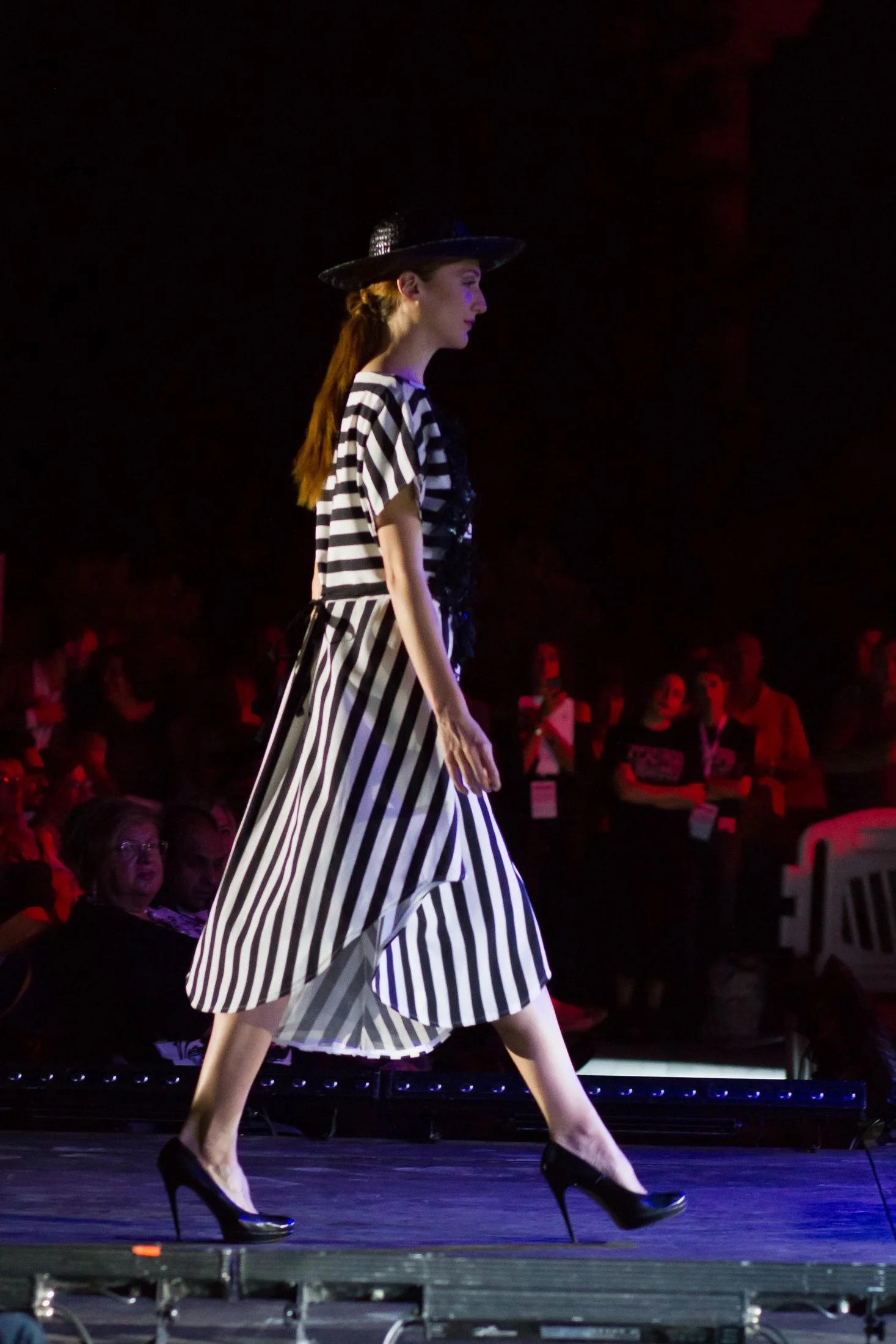 Zara Saberi — Simple Line runway show, model close-up, Rome 2017