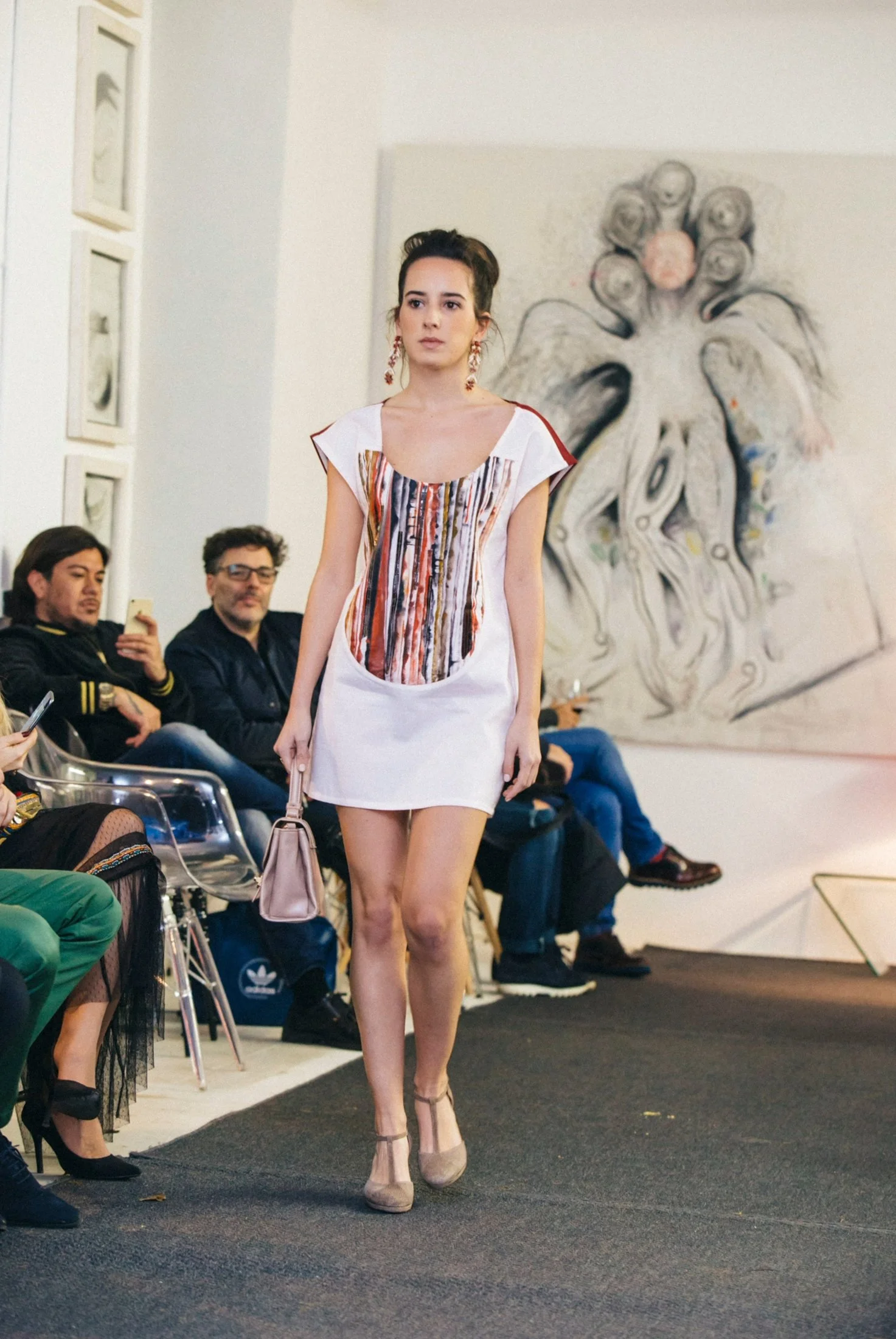 Zara Saberi — Full-length look from the Simple Line collection, Madrid, Spain, 2016.