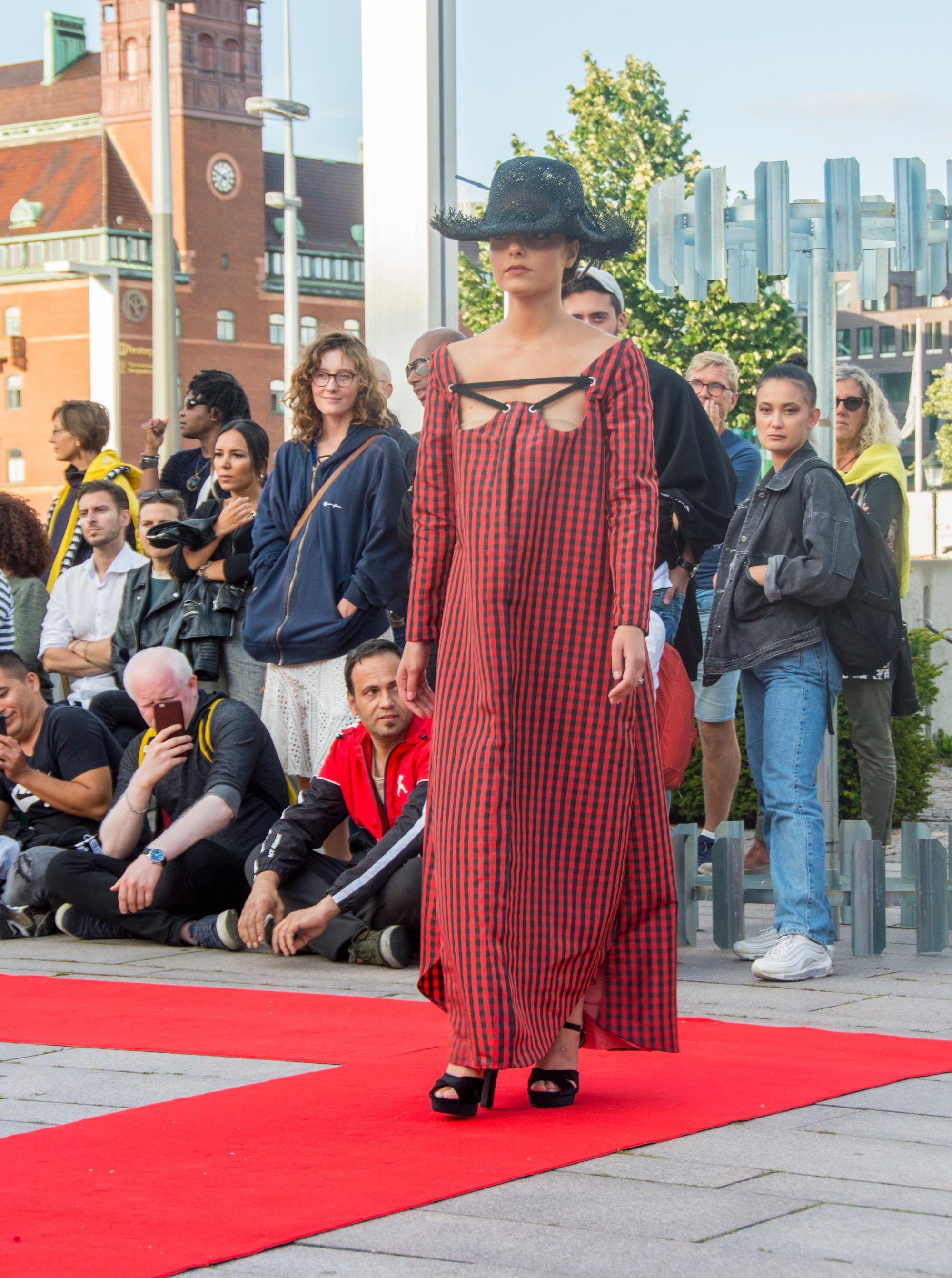 Zara Saberi — Fashion performance from the I Don't Care runway collection presented in Sweden.