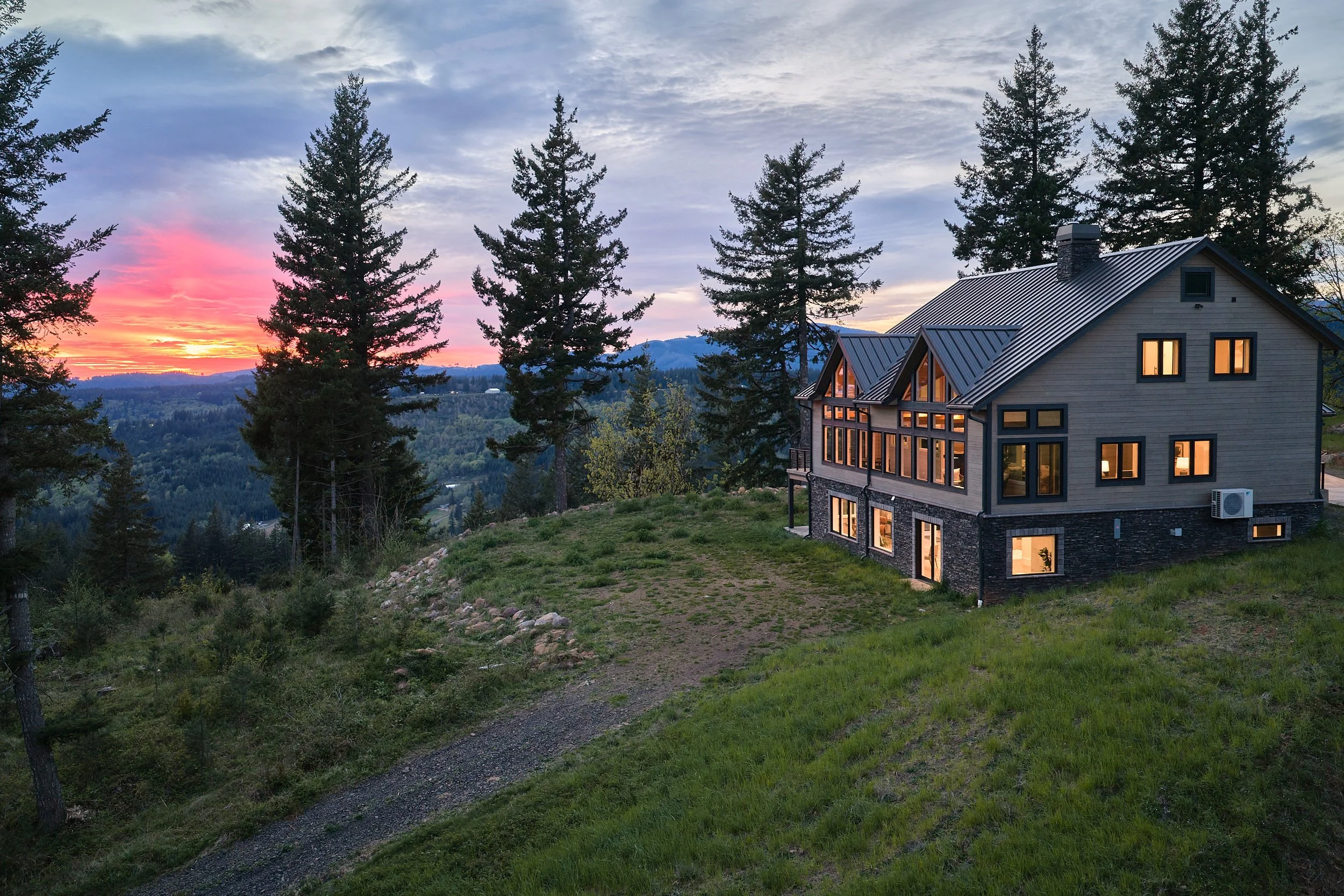 Exterior_RMLS_02.jpg