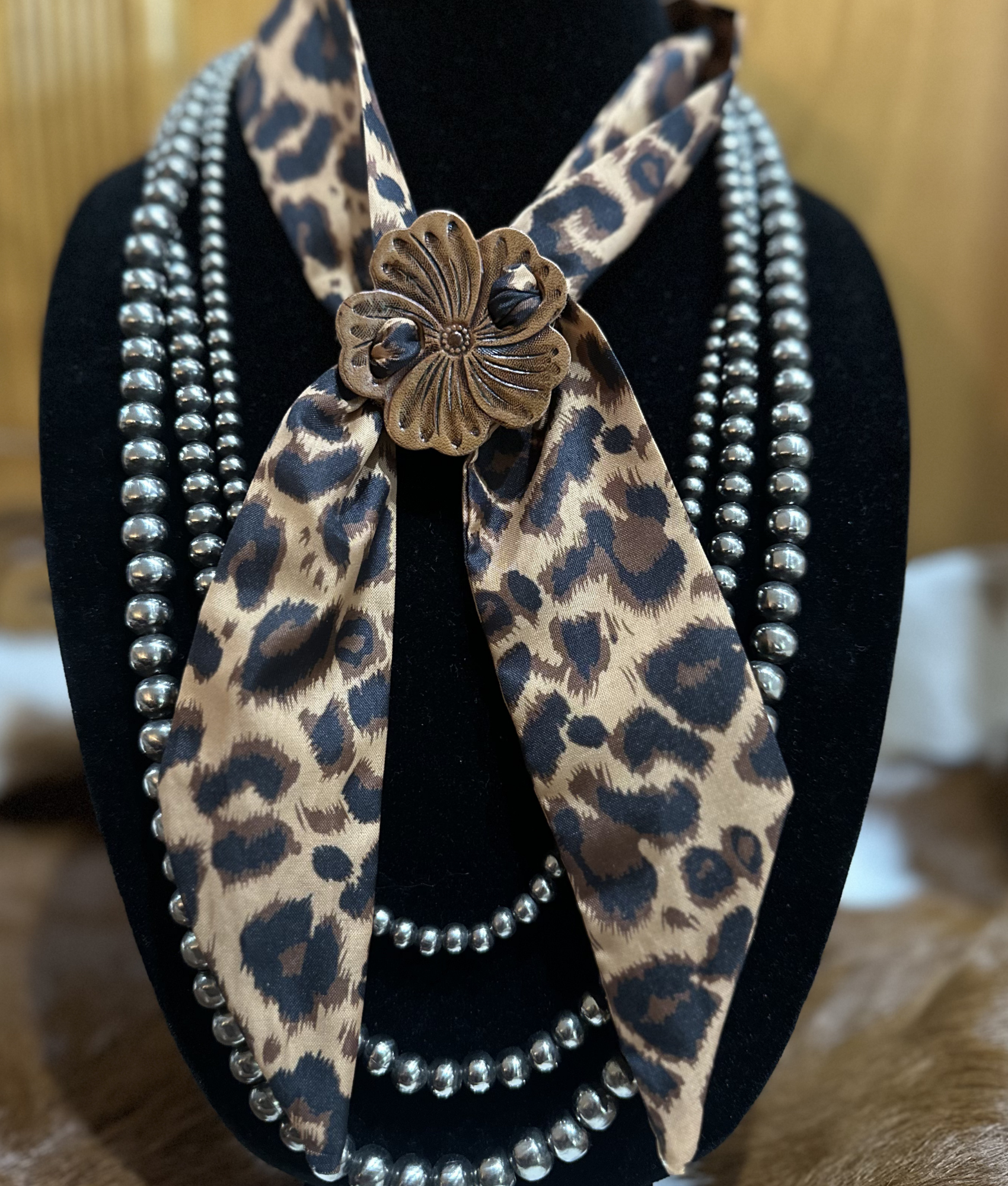 Ranch Rose Scarf Slide