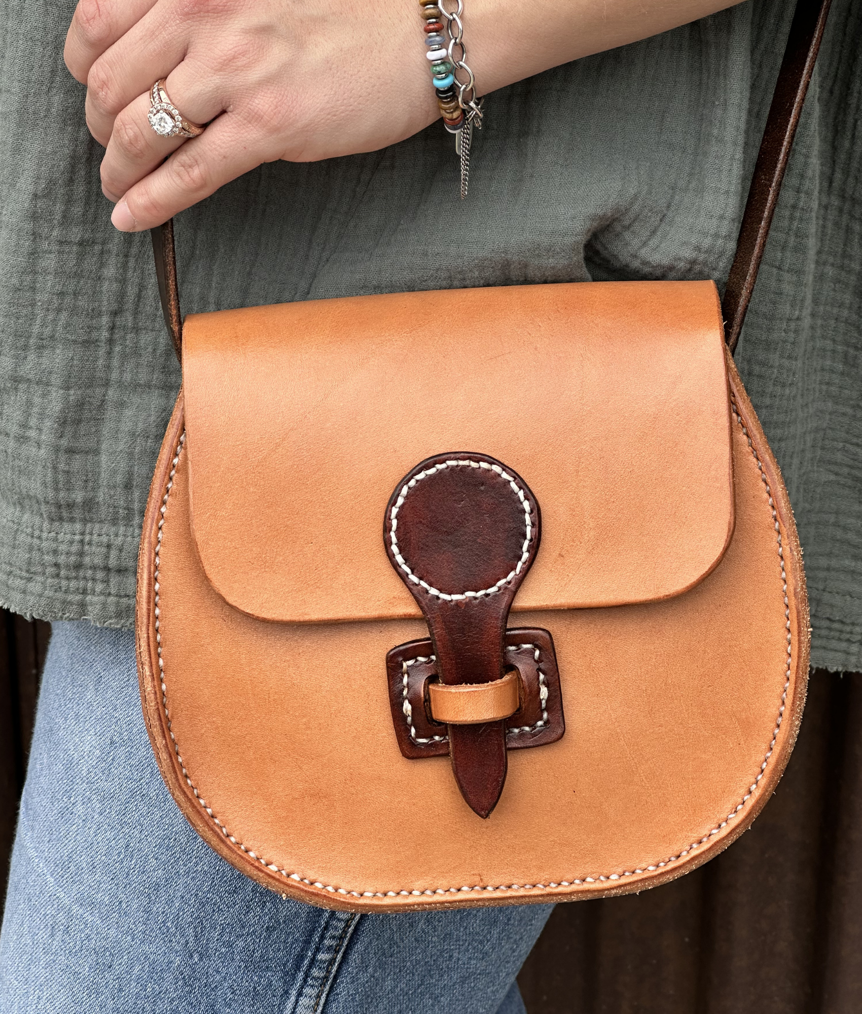 SaddleShoulder Bag (4).png