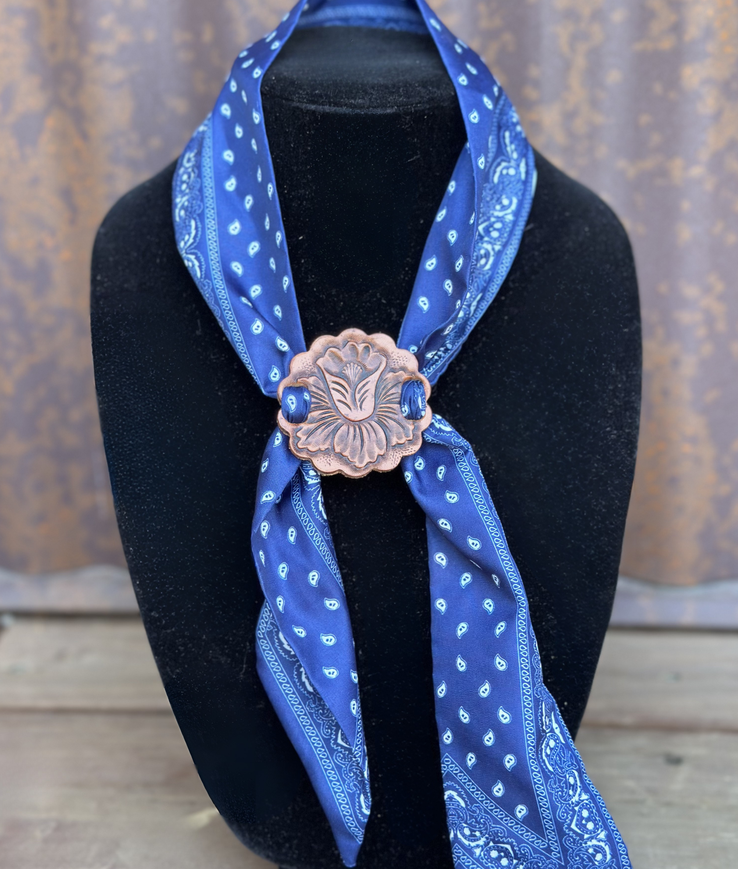 Daffodil in Bloom Scarf Slide