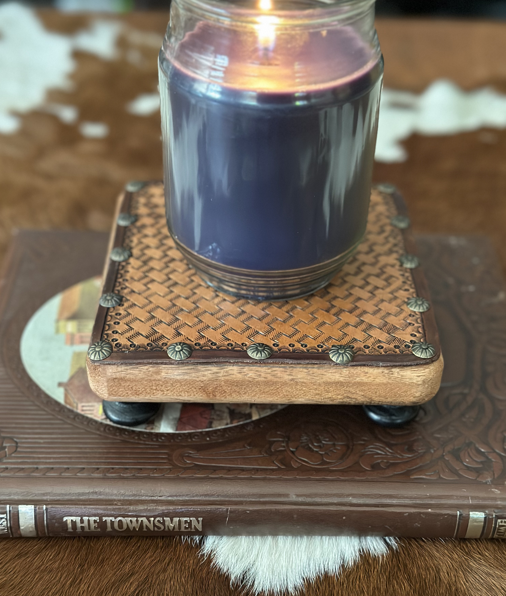 Coffee Table Decor (5).png