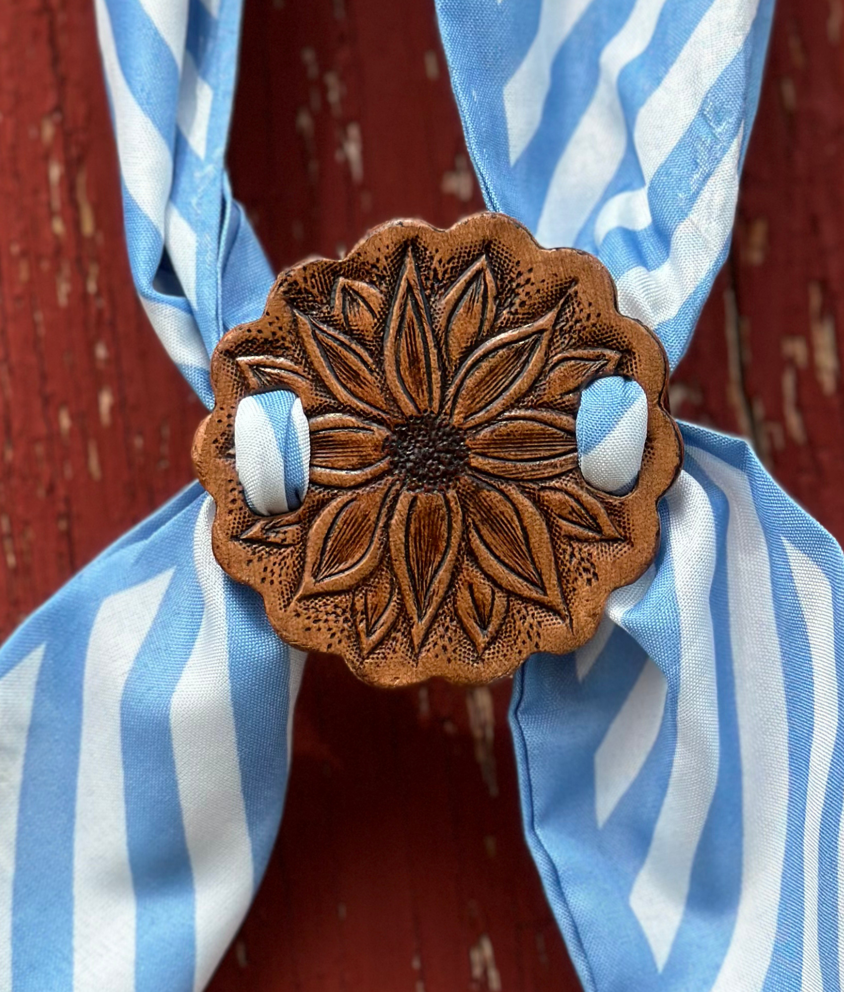 Shining Sunflower Scarf Slide (11).png