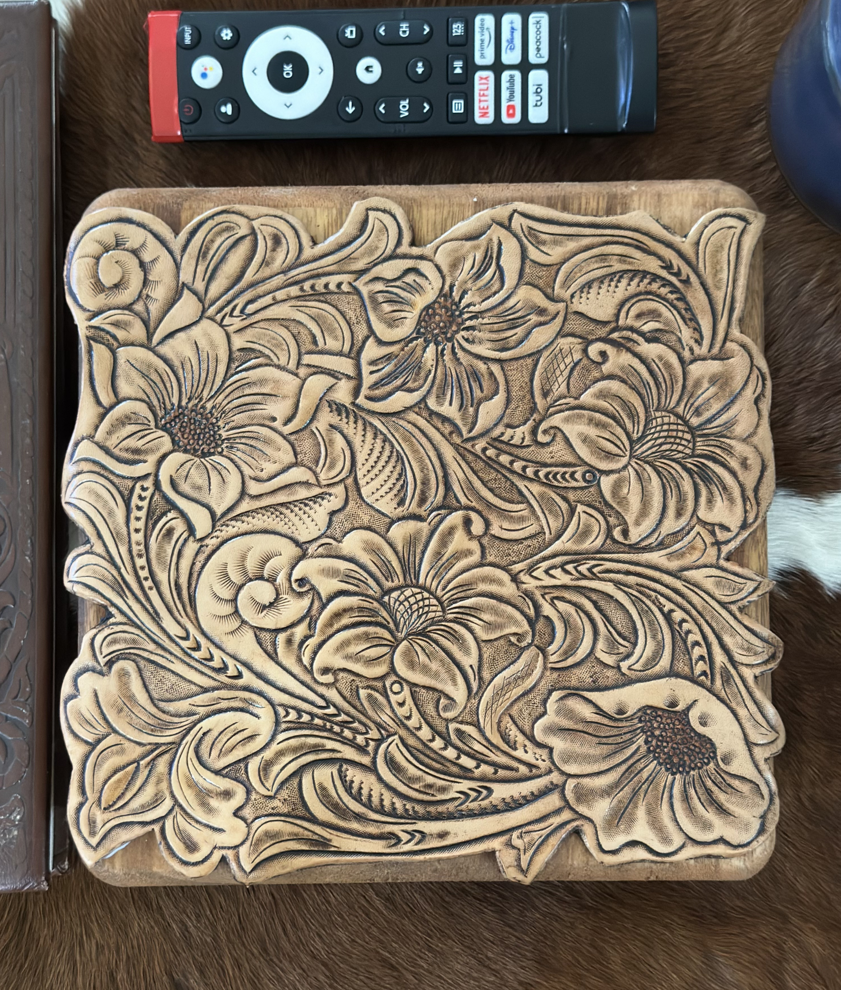 Coffee Table Decor (3).png