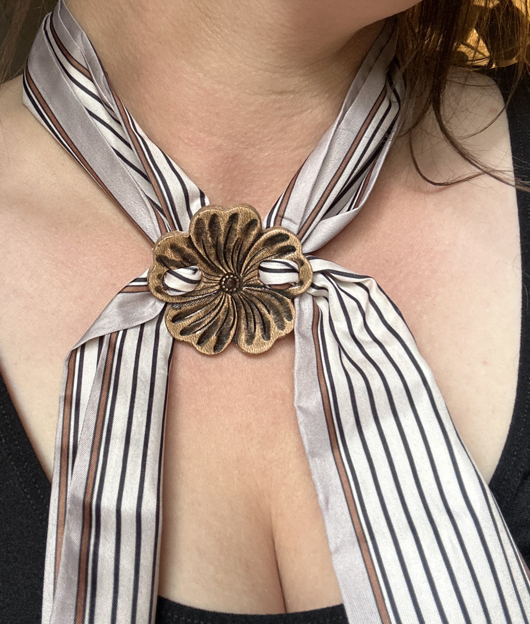 Ranch Rose Scarf Slide
