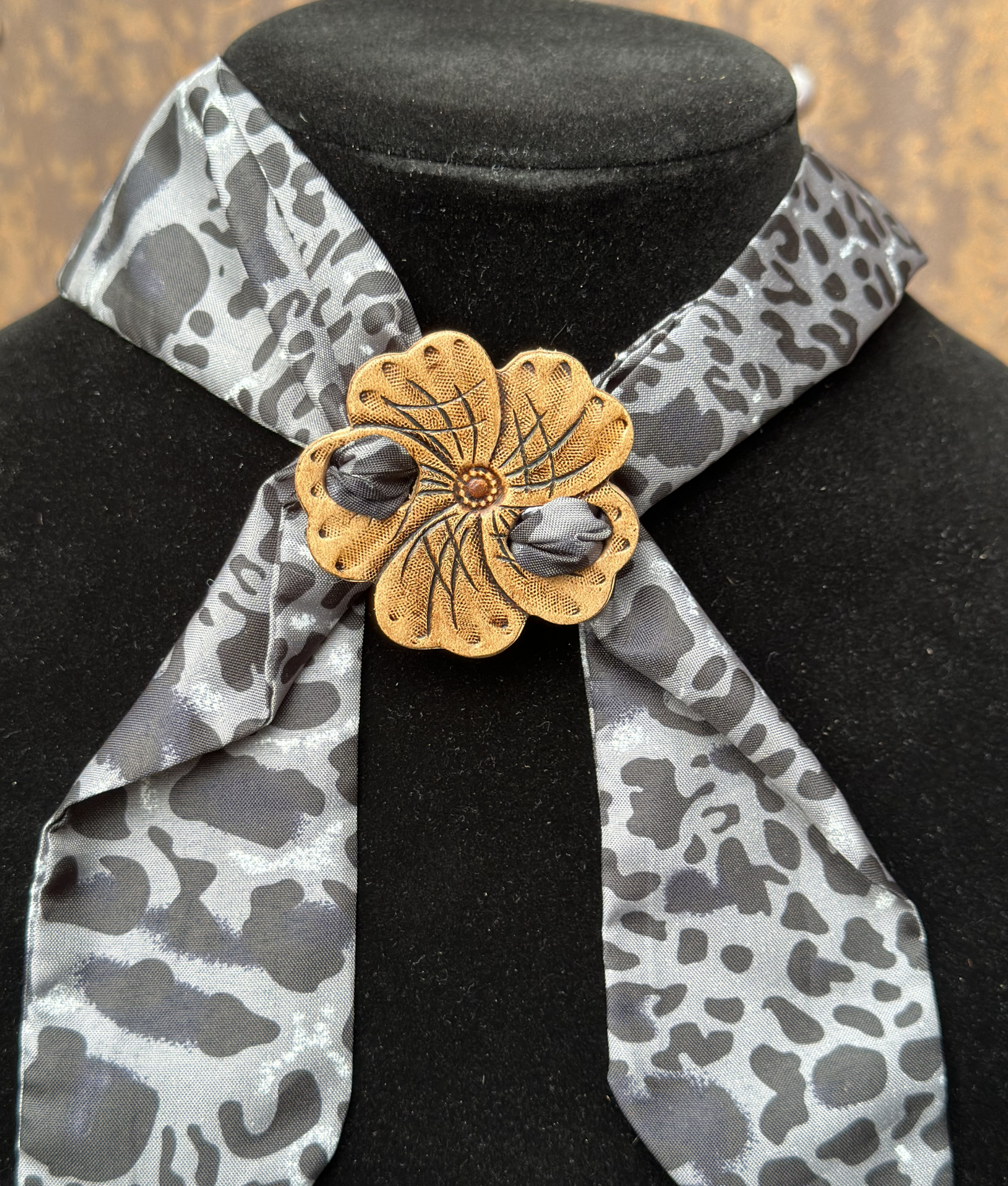 Ranch Rose Scarf Slide