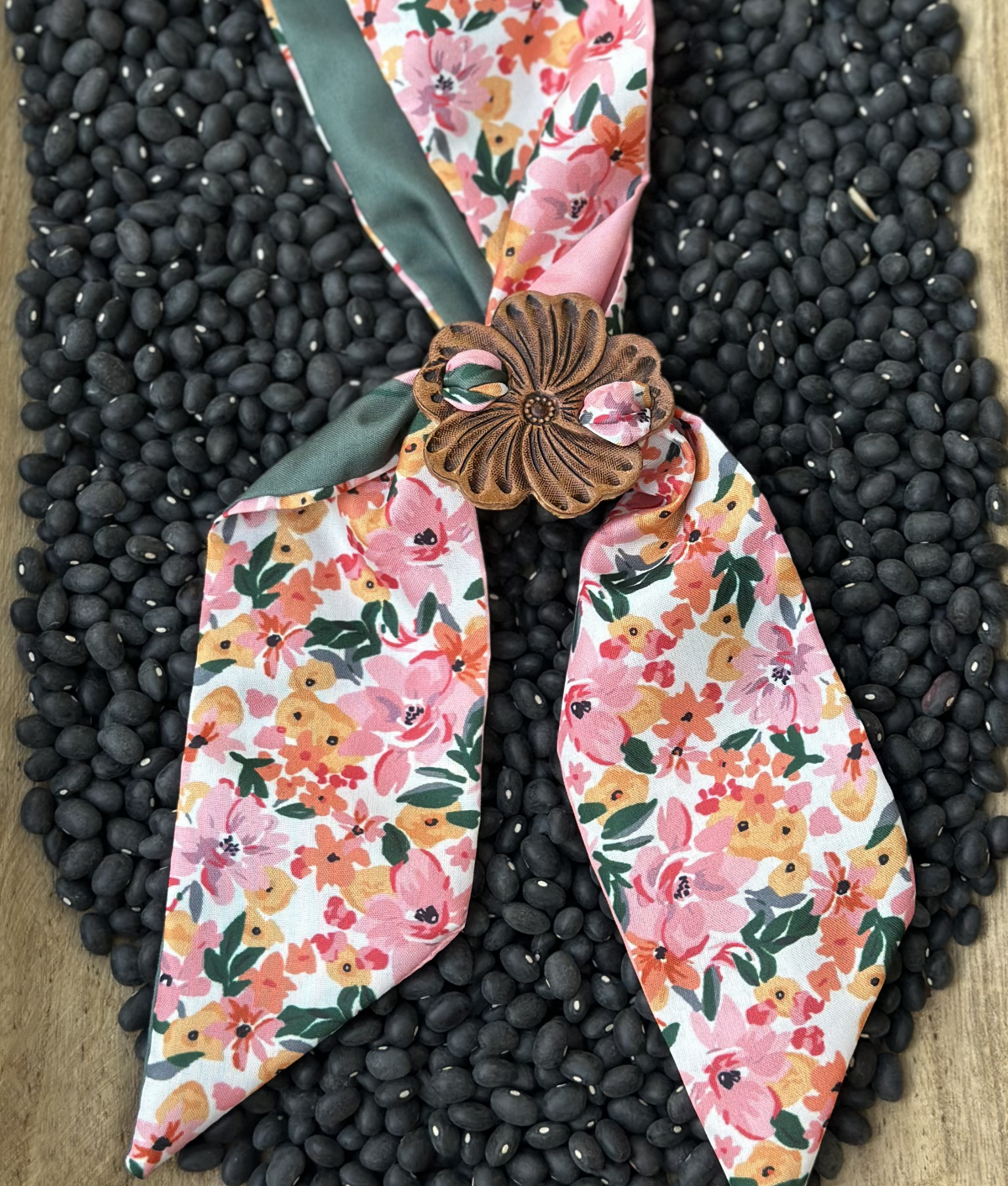 Ranch Rose Scarf Slide