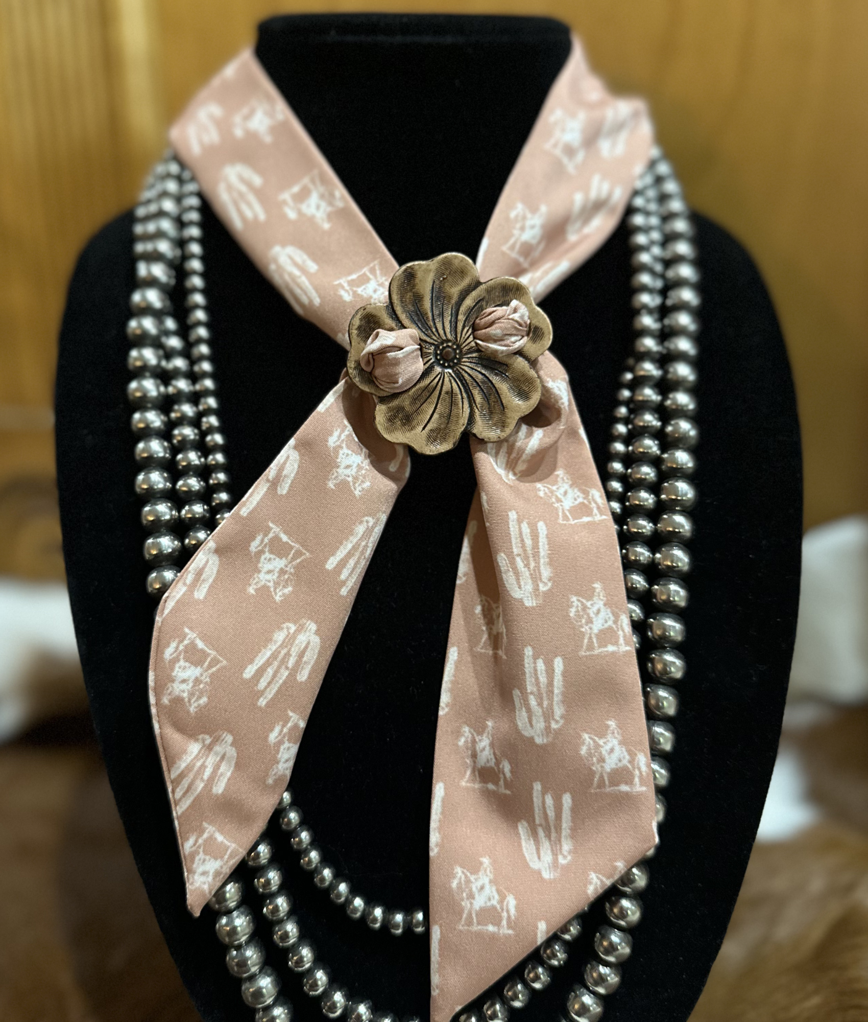 Ranch Rose Scarf Slide