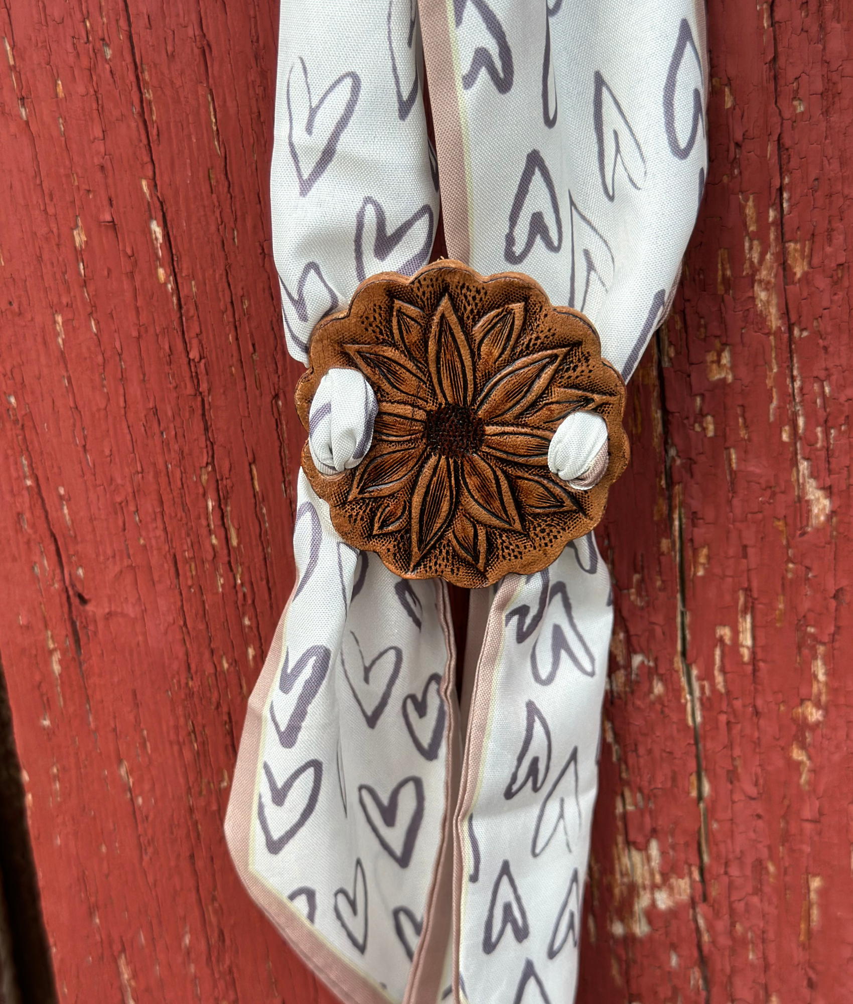Shining Sunflower Scarf Slide (13).png