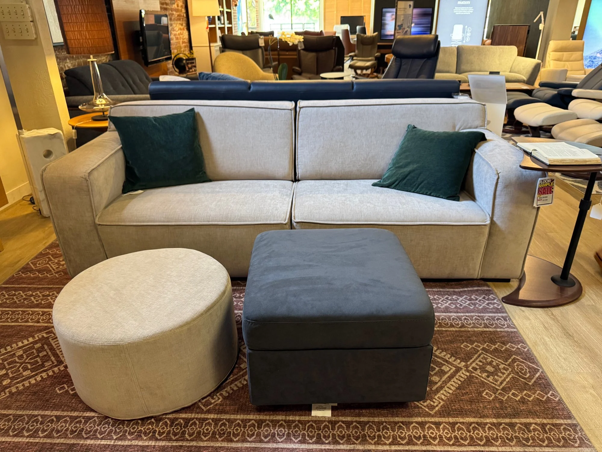 VikingTrader-Showroom.jpg