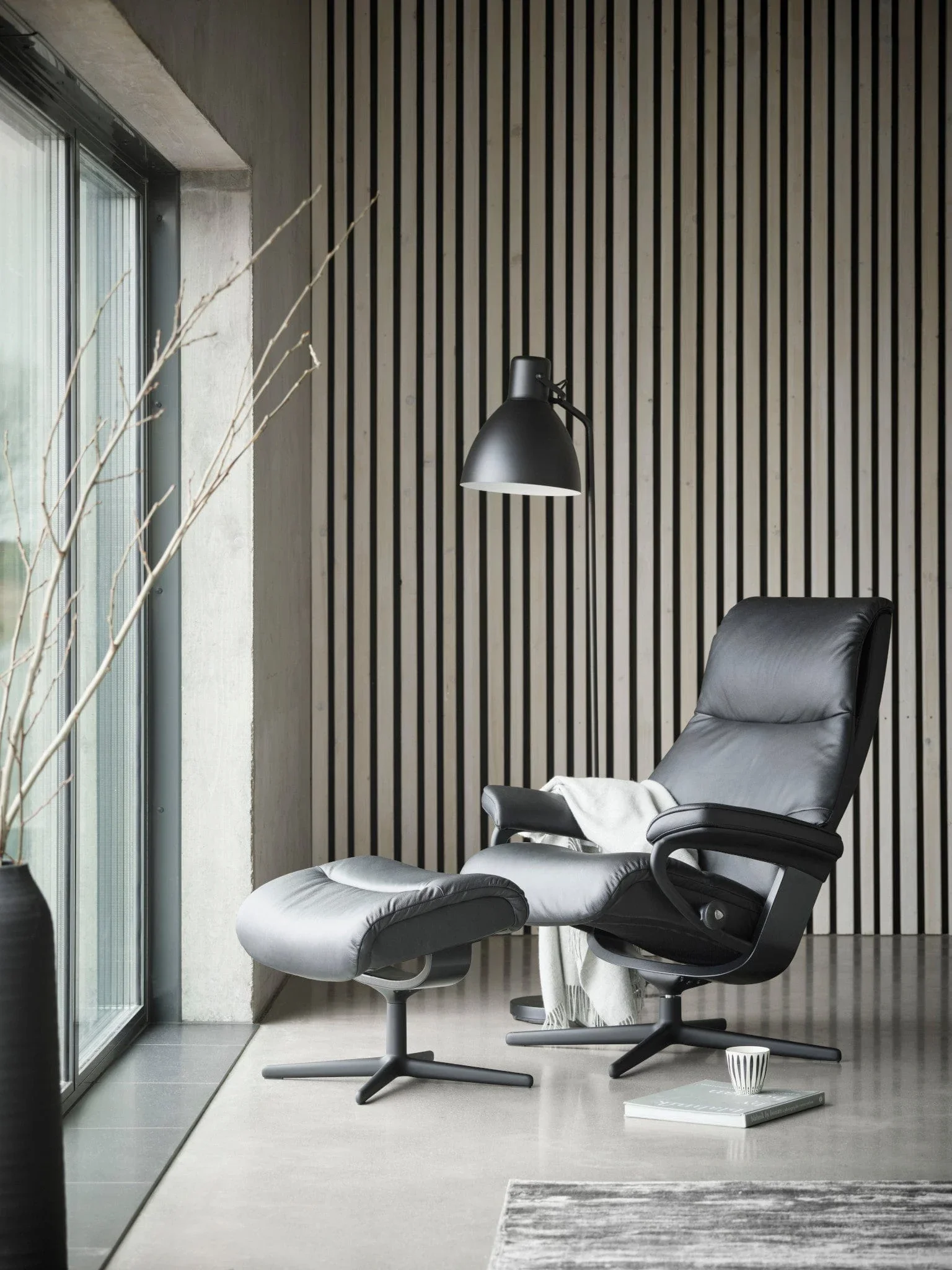 stressless-view-recliner-32441073631275.webp