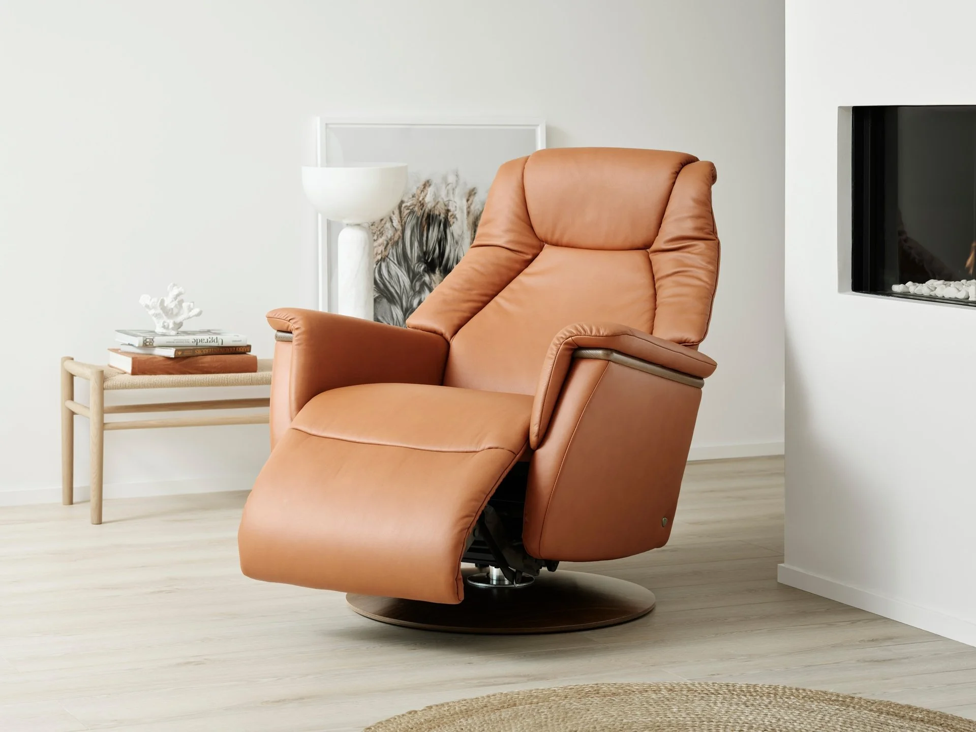 Stressless_Max_Pal_New_Cognac_Disc.jpg