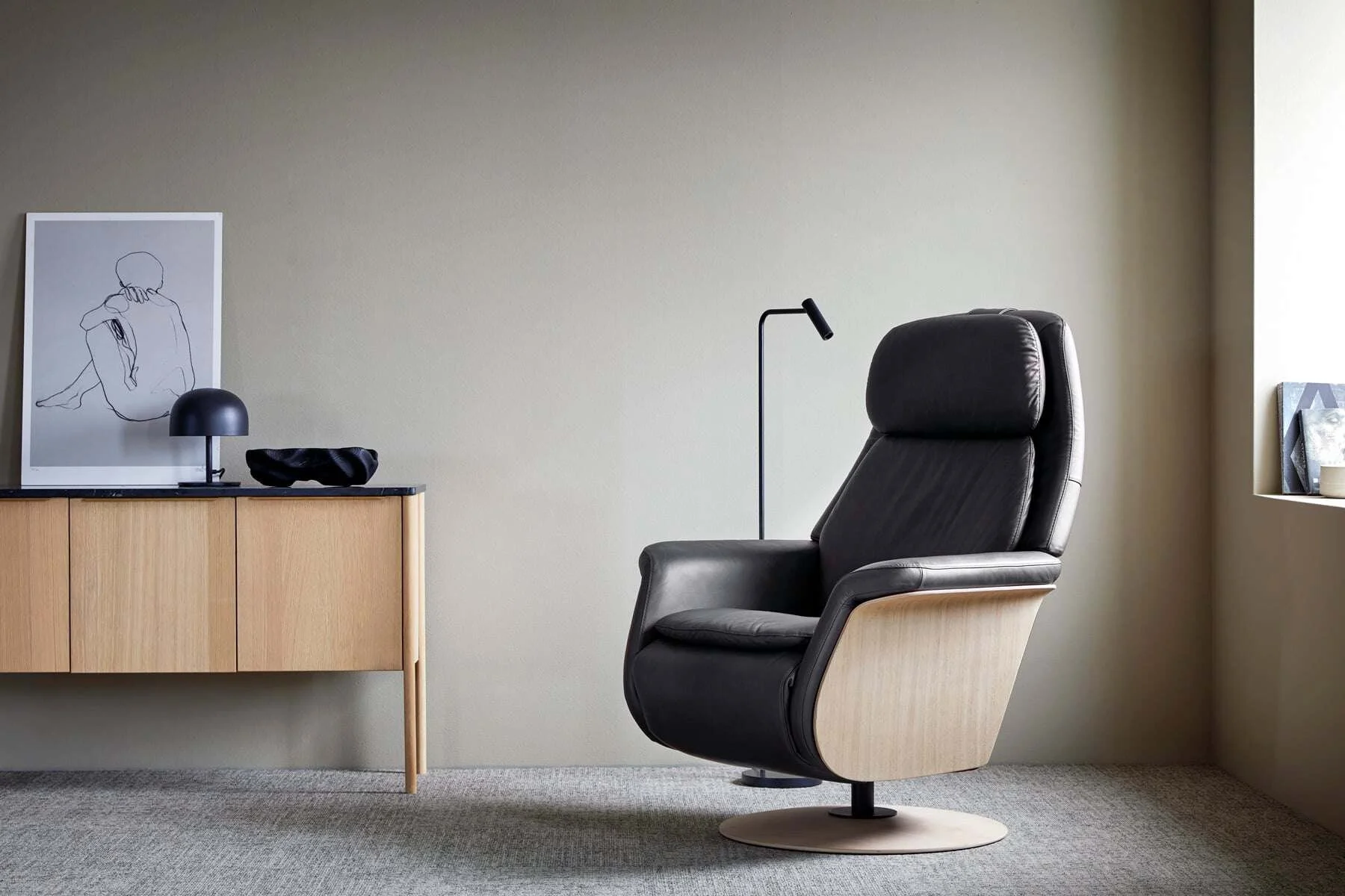 Stressless Sam Wood Recliner