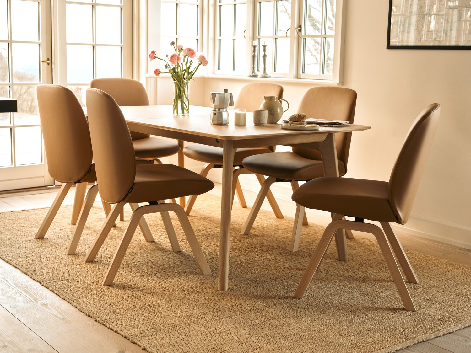 Stressless-Bay-L-low-D200-Bat-New-Caramel-Oak_GM.jpg
