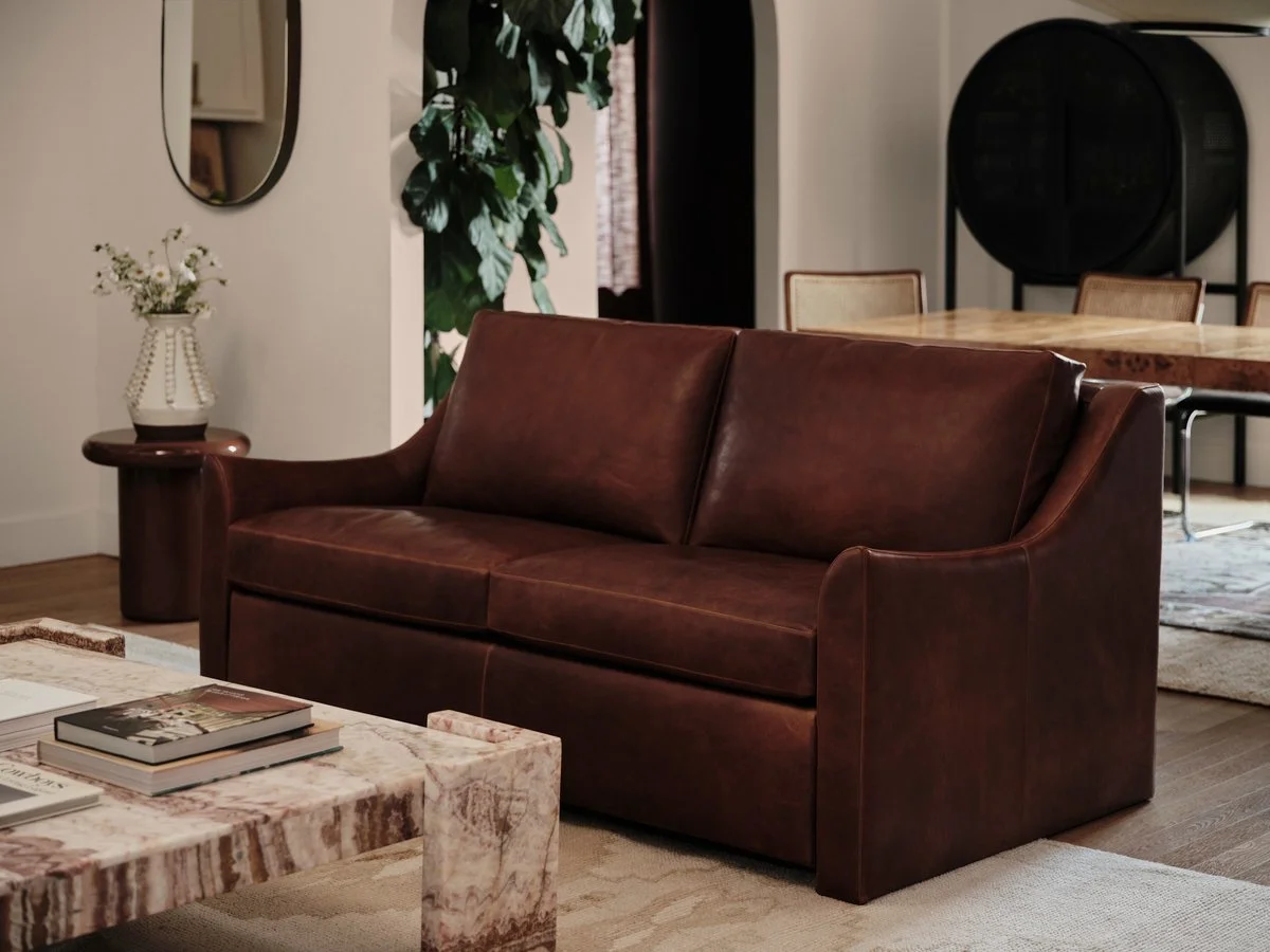 Hollis CS - lifestyle.jpg