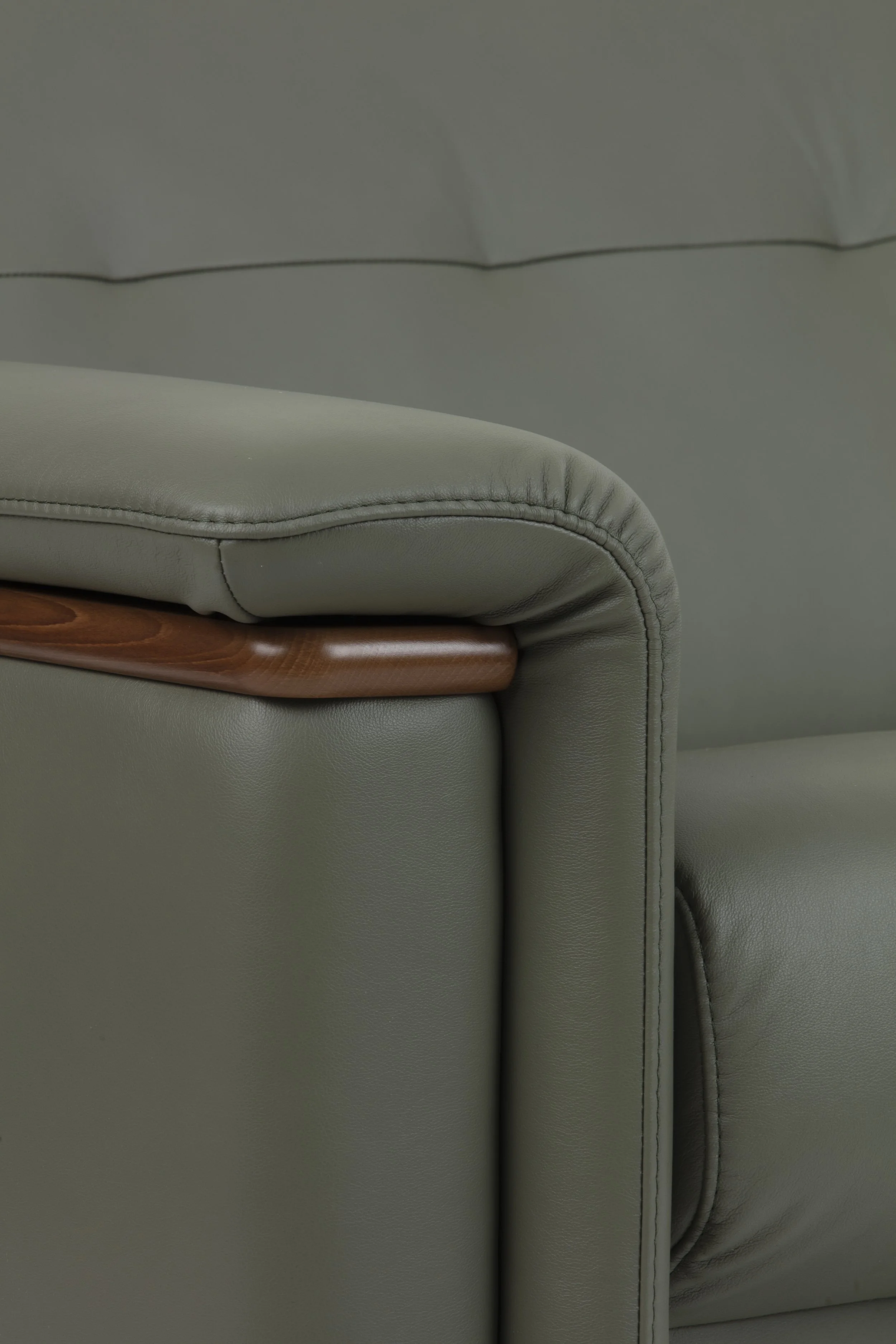 Stressless_Flora_Wood_2s_Paloma_Shadow_Green_Teak_09.jpg