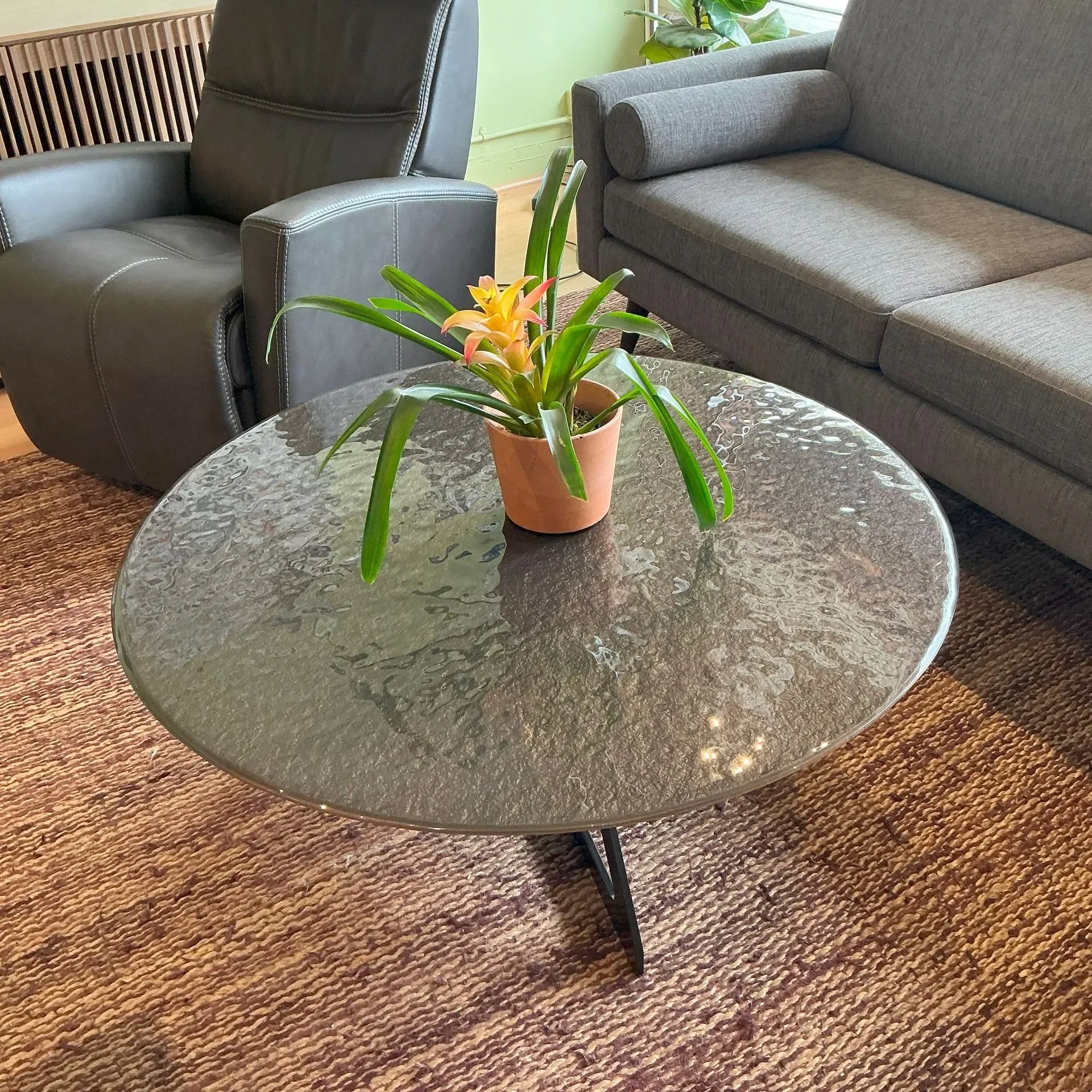 Fiam "Lakes" 39.5" diam. coffee table