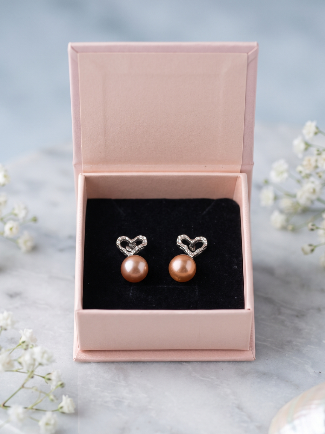Heart You Rare Luster Pearl Earrings-2.png