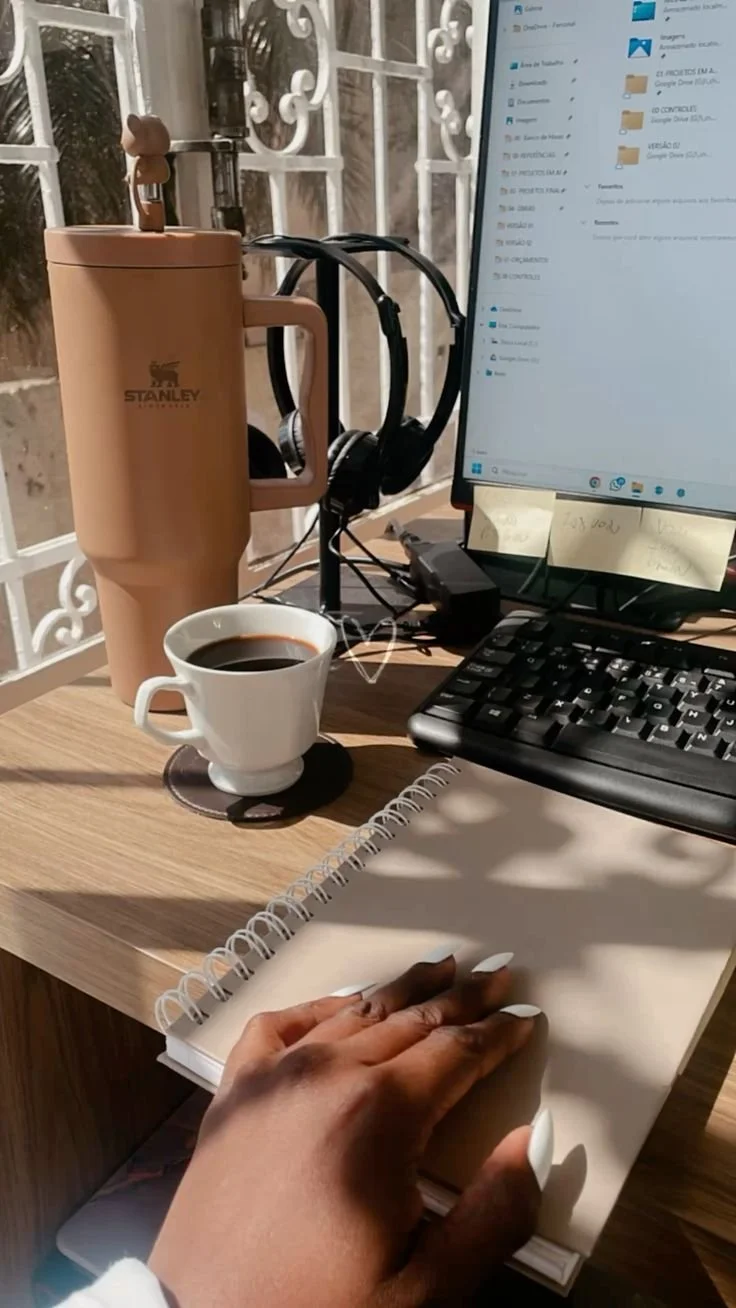 Why the Rich Girl Job Search Starts in September