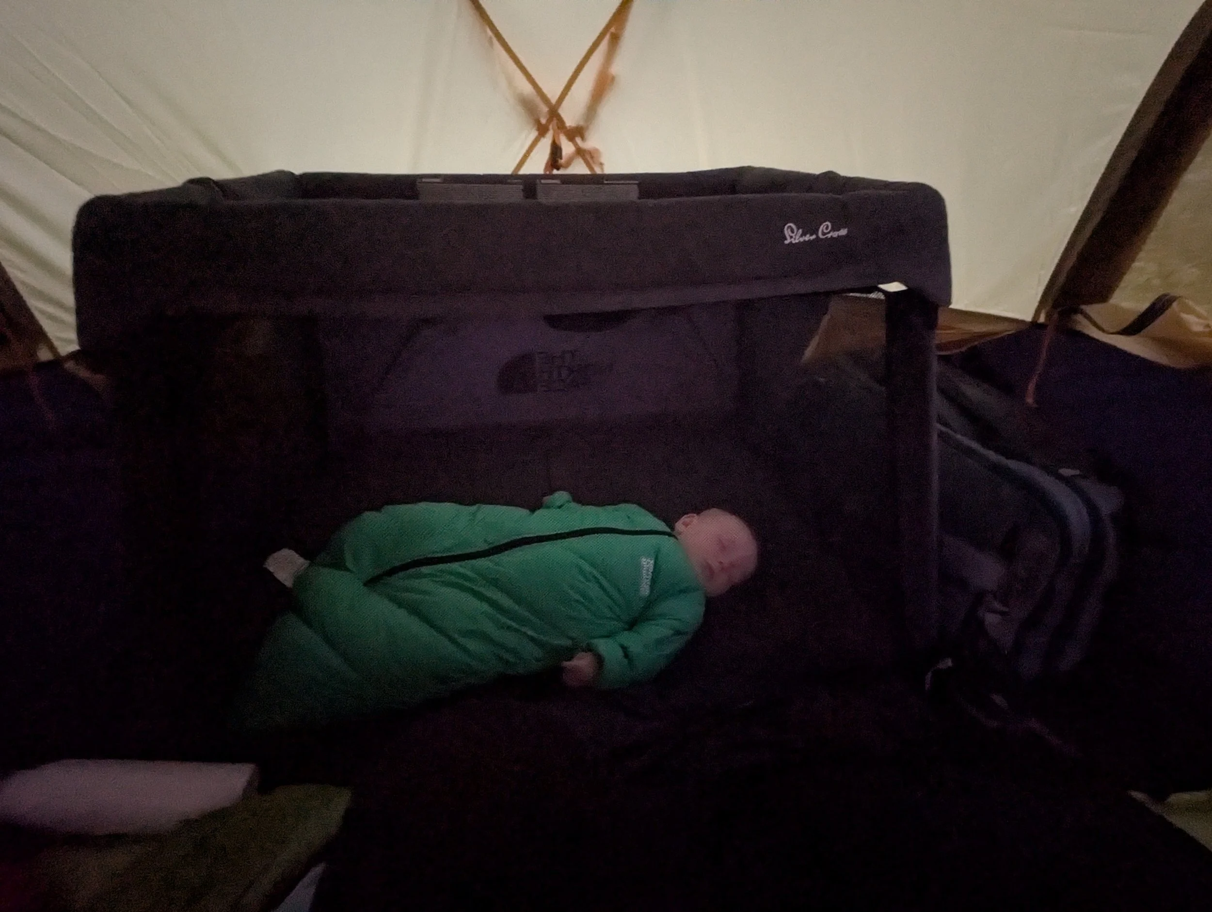 What Does a Baby Sleep In While Camping? (Safe Sleep Options for Babies Outdoors)