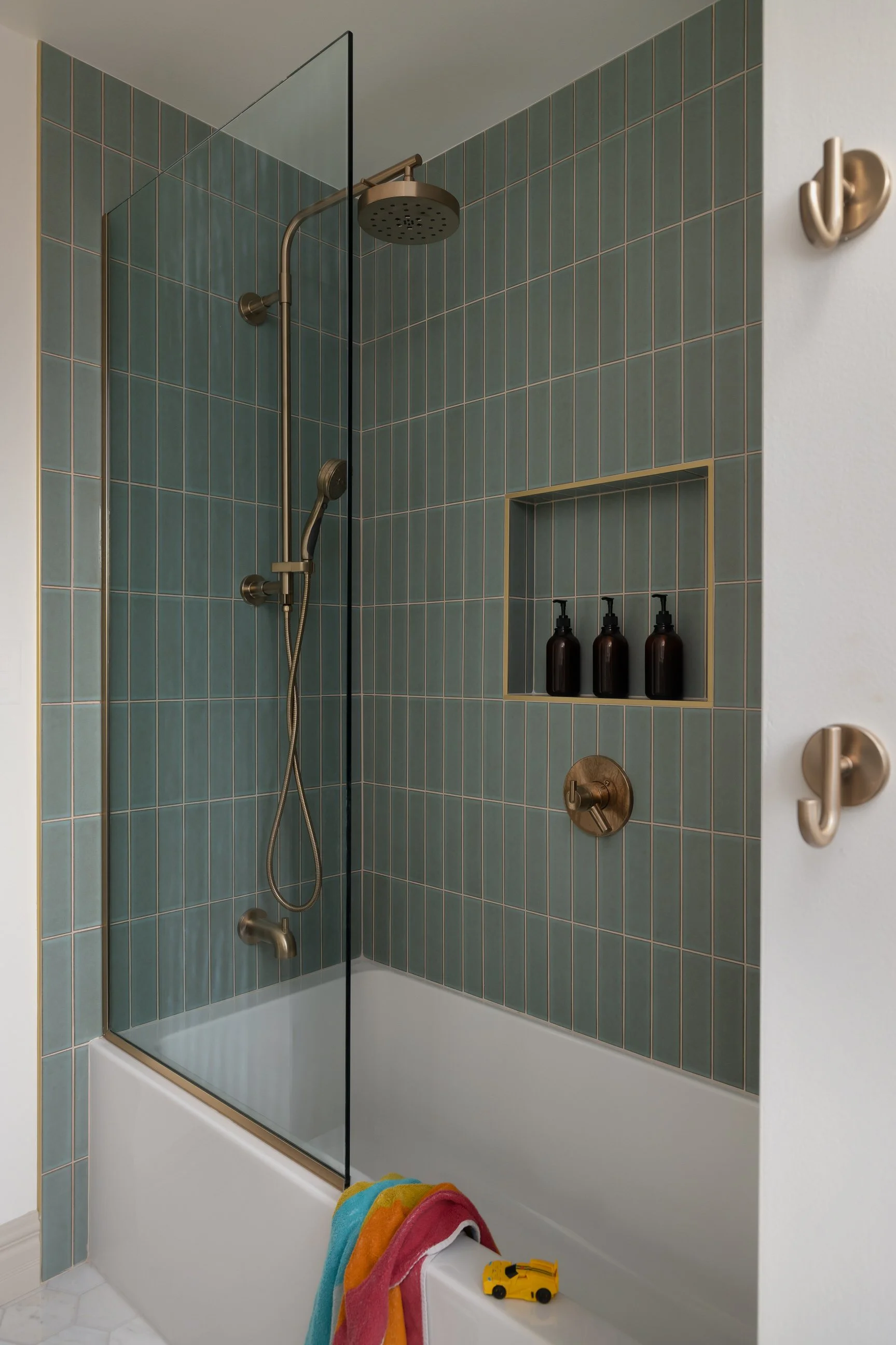 Blue tile with built in niche and tub