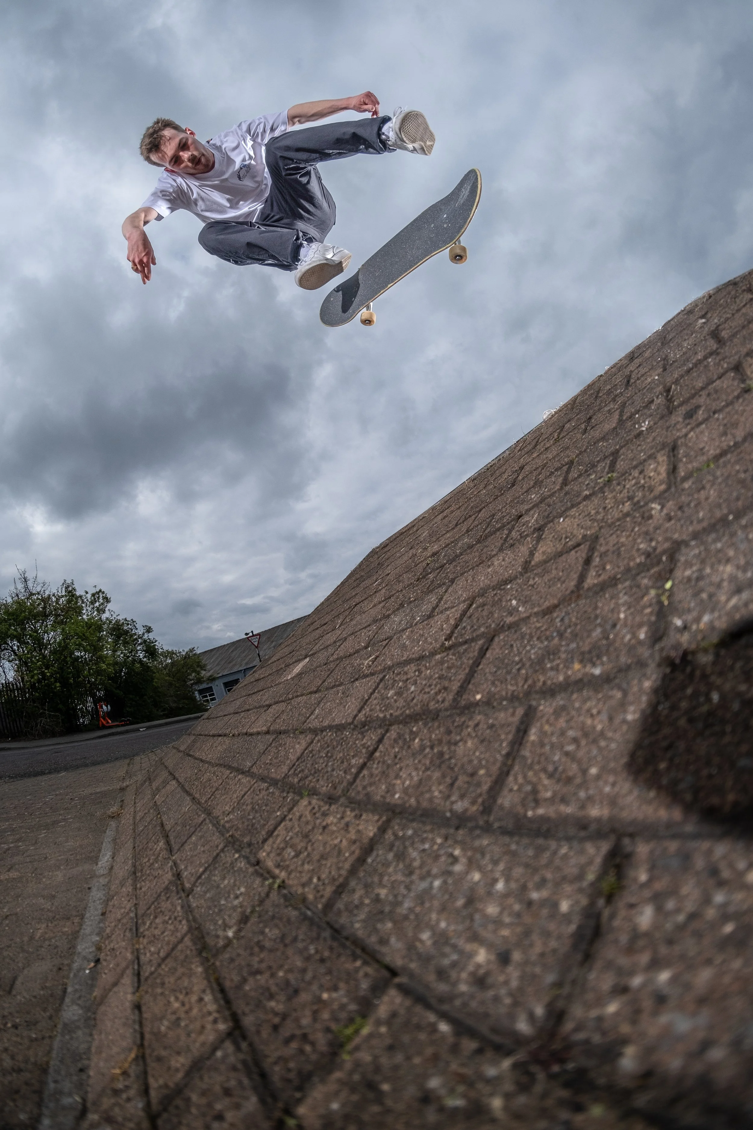 MK Bs Flip Sunderland.jpg