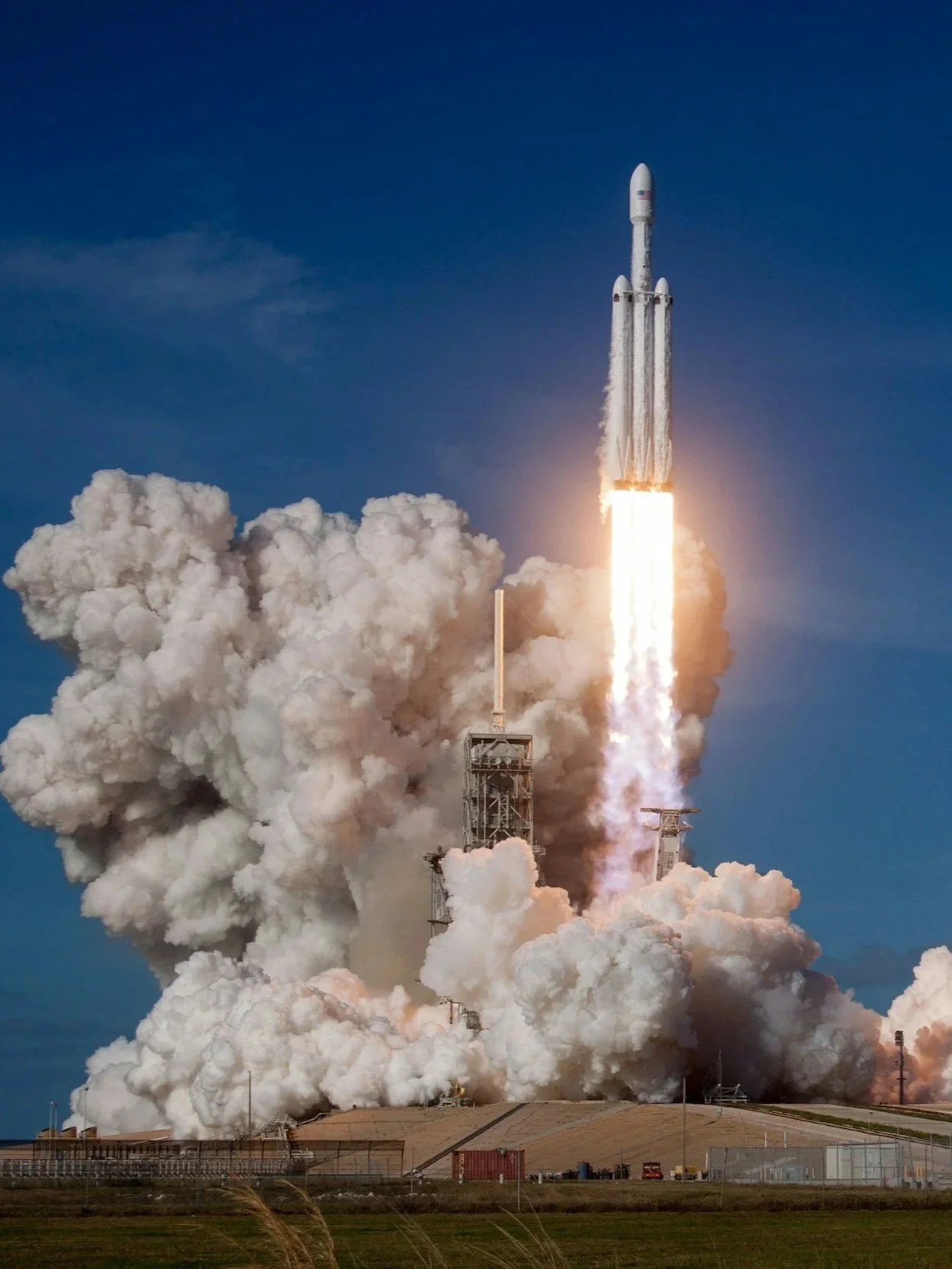 SpaceX Makes Plans for Largest Public Offering</span>