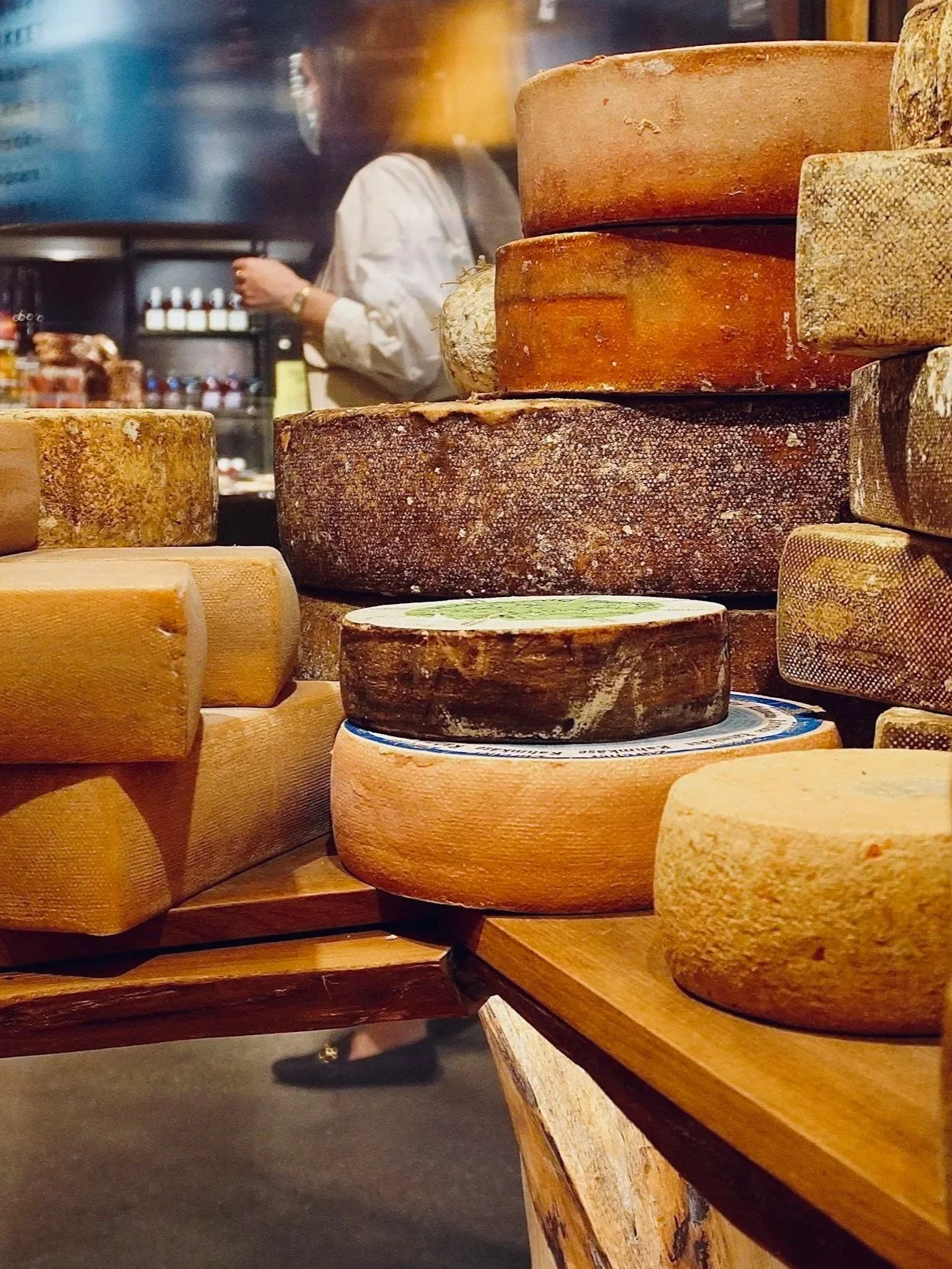 Strong Exports Offset Soft Cheddar Demand