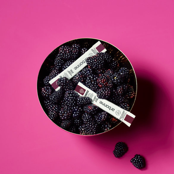 2109-UK-03-EF-Blackberry-586x586.png
