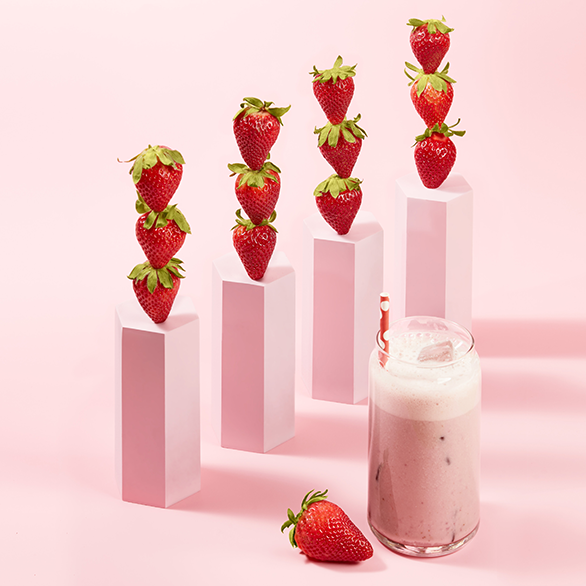 2058-UK-03-FF-SimUKy1Shake-Strawberry-586x586.png