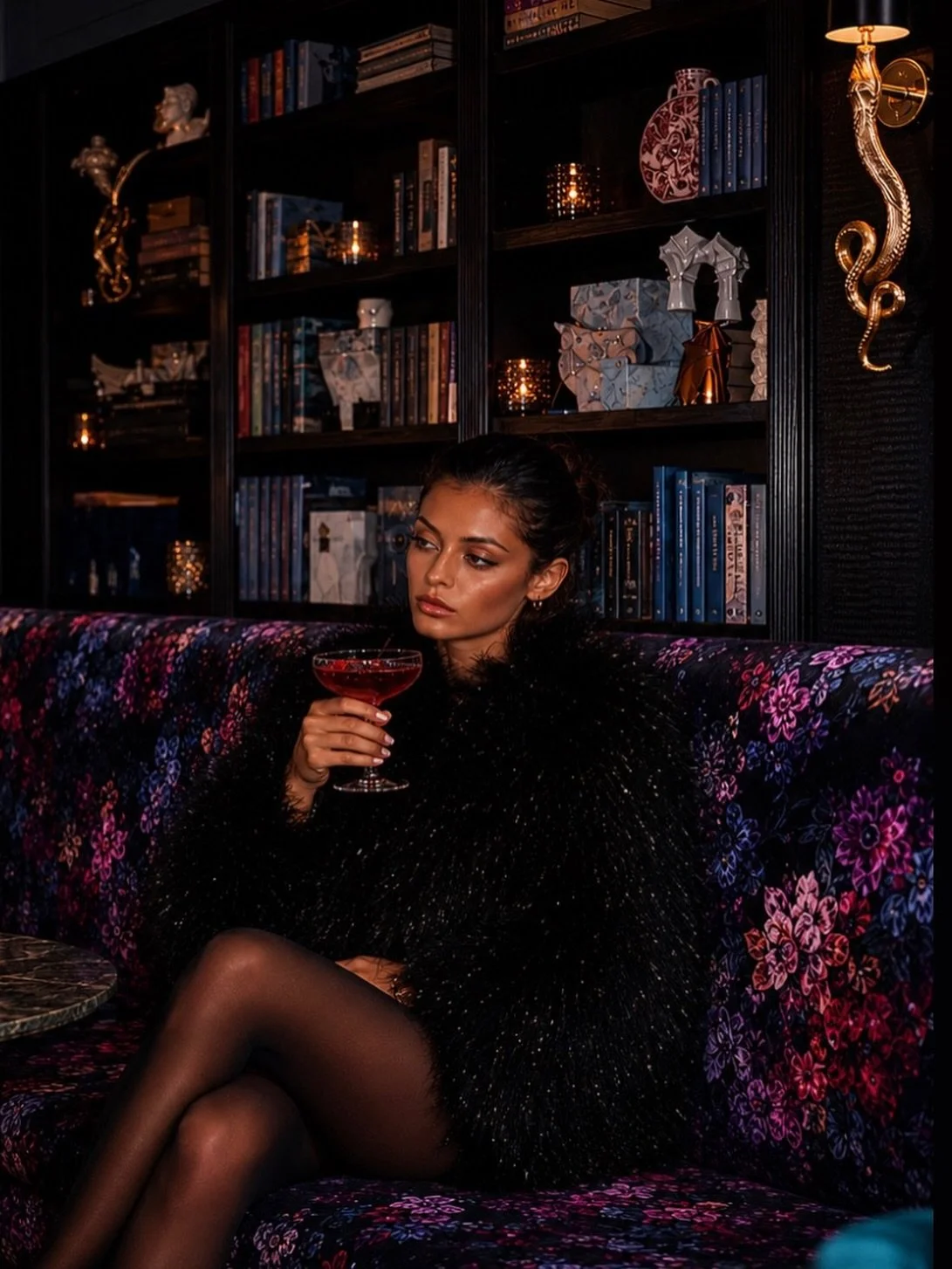 Your fur coat called. It wants a night out 🐆🍸

Reserve your table this weekend, Benny and Mary&rsquo;s has a table waiting for you. 

Reserve at the link in our bio or on opentable. 

#dinnerdate #yelpoc #datenight #gno #girldinner
